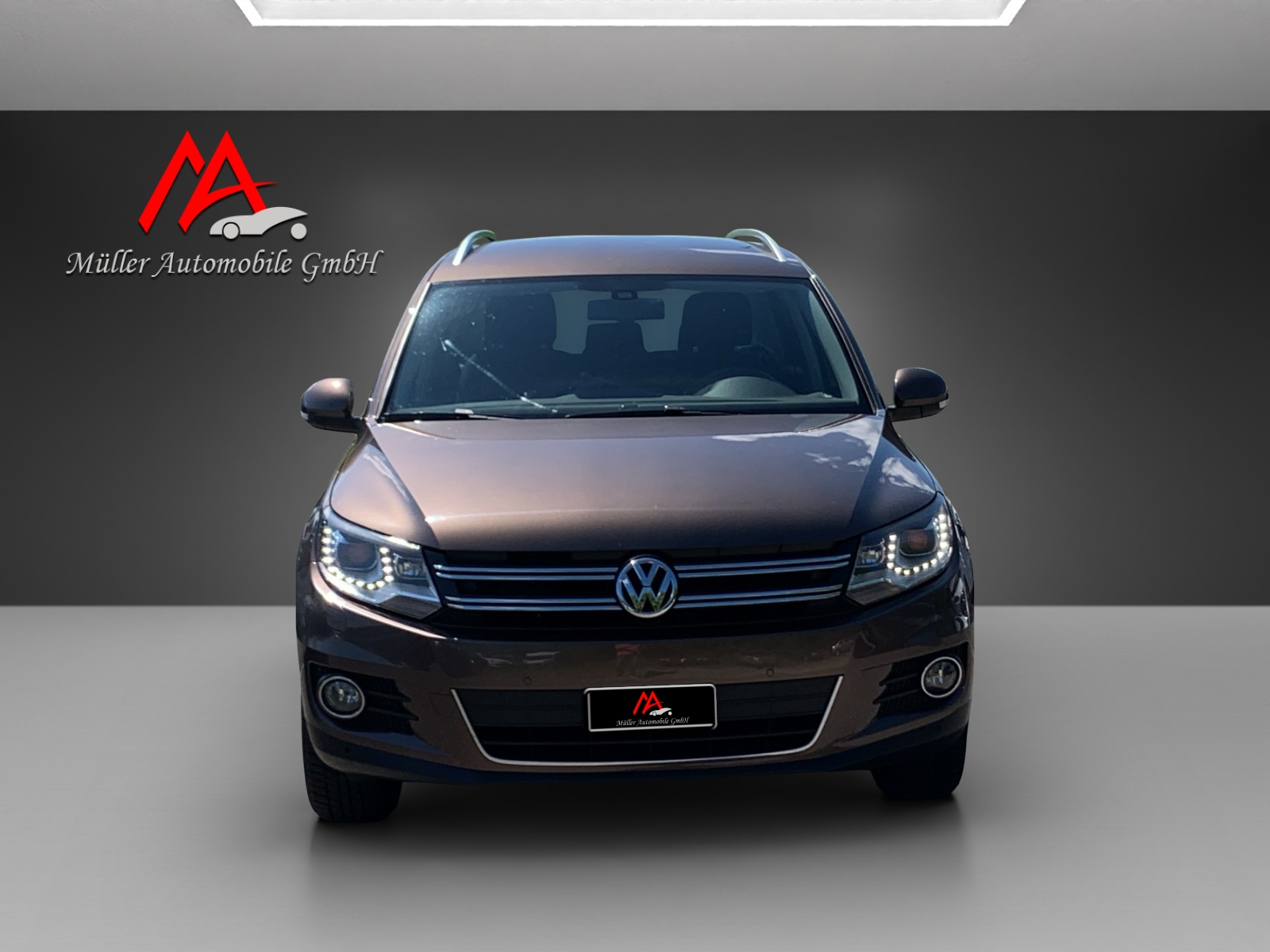 VW Tiguan 1.4 TSI Lounge 4Motion-showroom-element-3