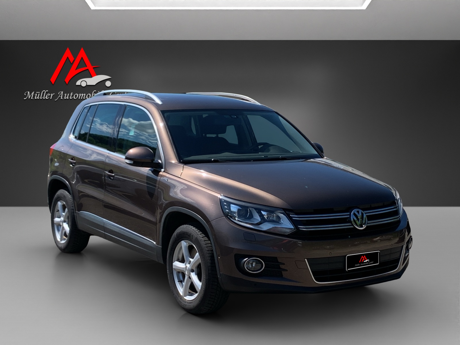 VW Tiguan 1.4 TSI Lounge 4Motion-showroom-element-1