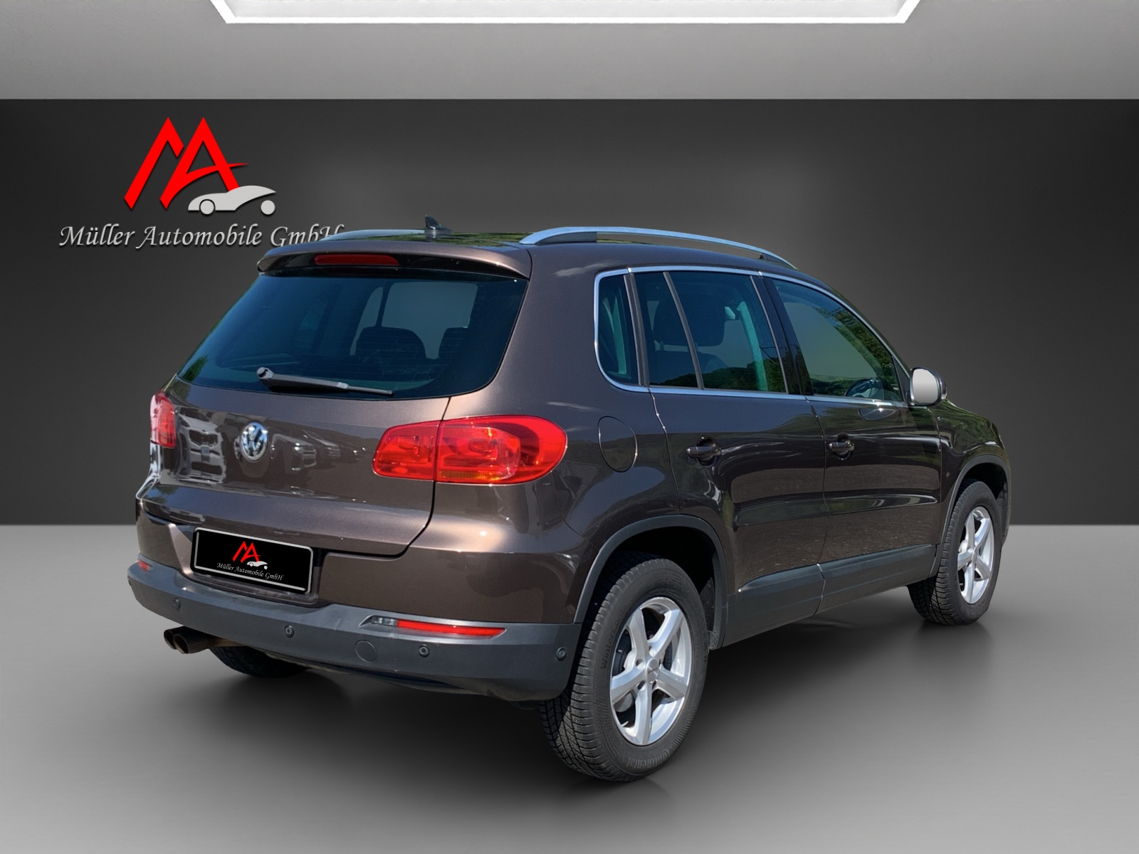 VW Tiguan 1.4 TSI Lounge 4Motion-image-6