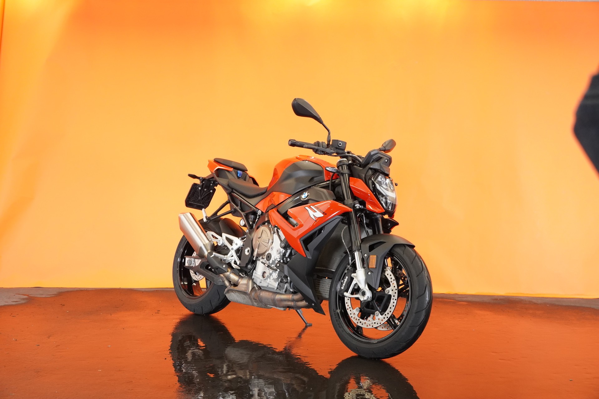 BMW S 1000 R-image-1