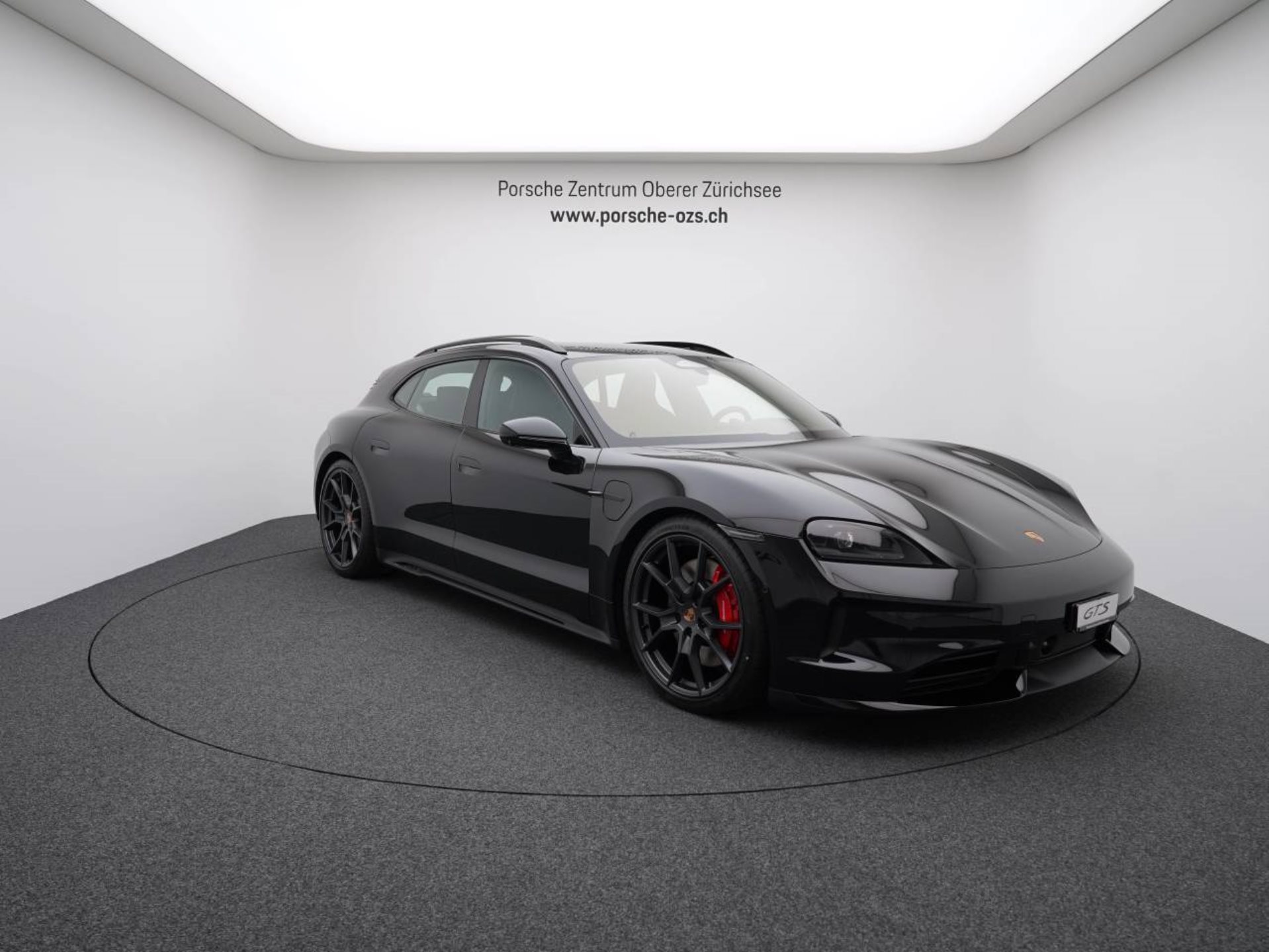 PORSCHE Taycan GTS Sport Turismo-image-8