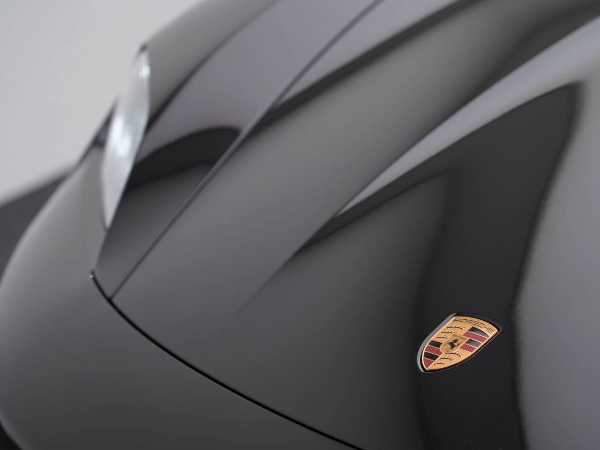 PORSCHE Taycan GTS Sport Turismo-image-11