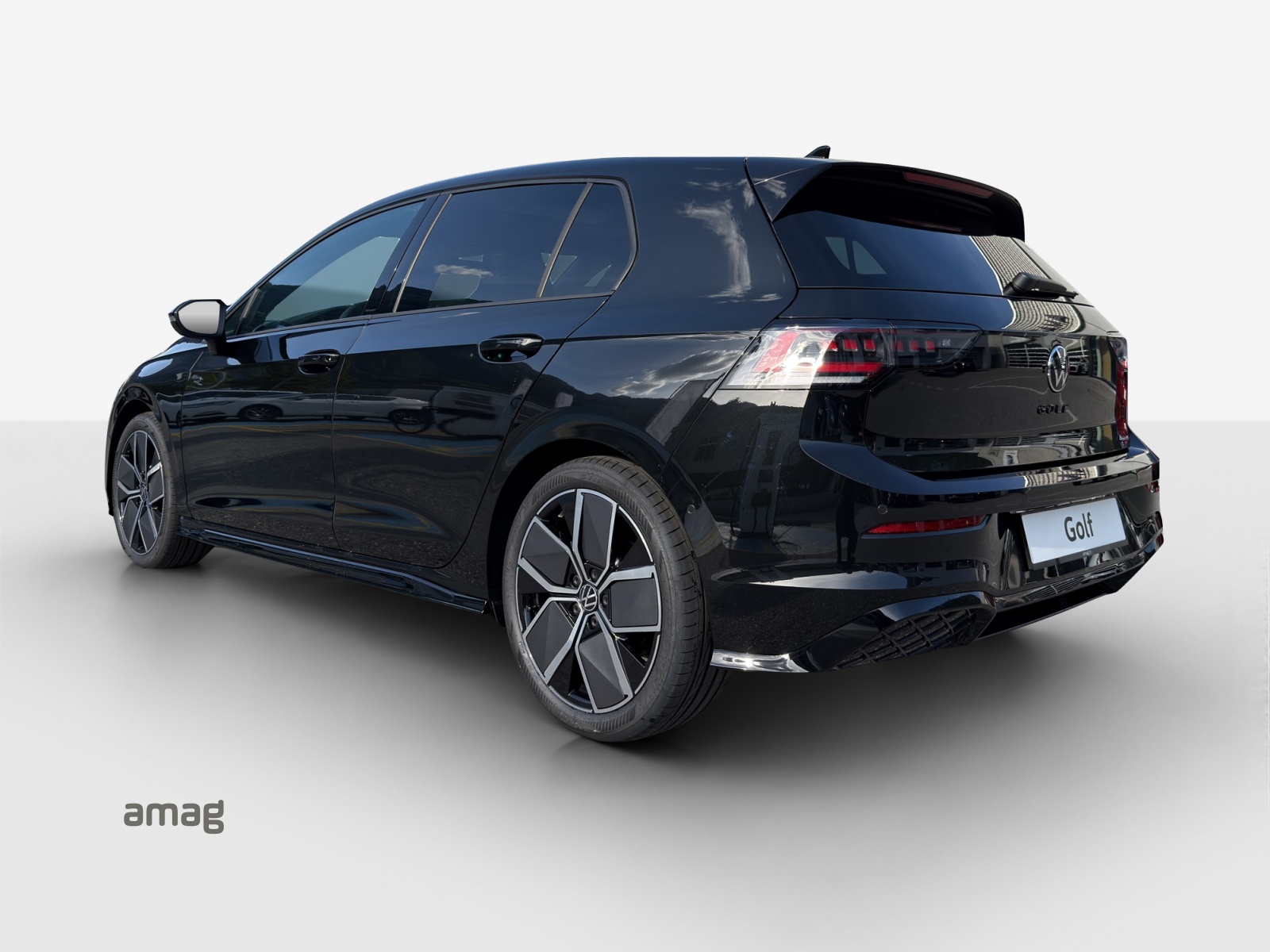 VW Golf 2.0 TSI R-Line DSG 4 Motion-showroom-element-2