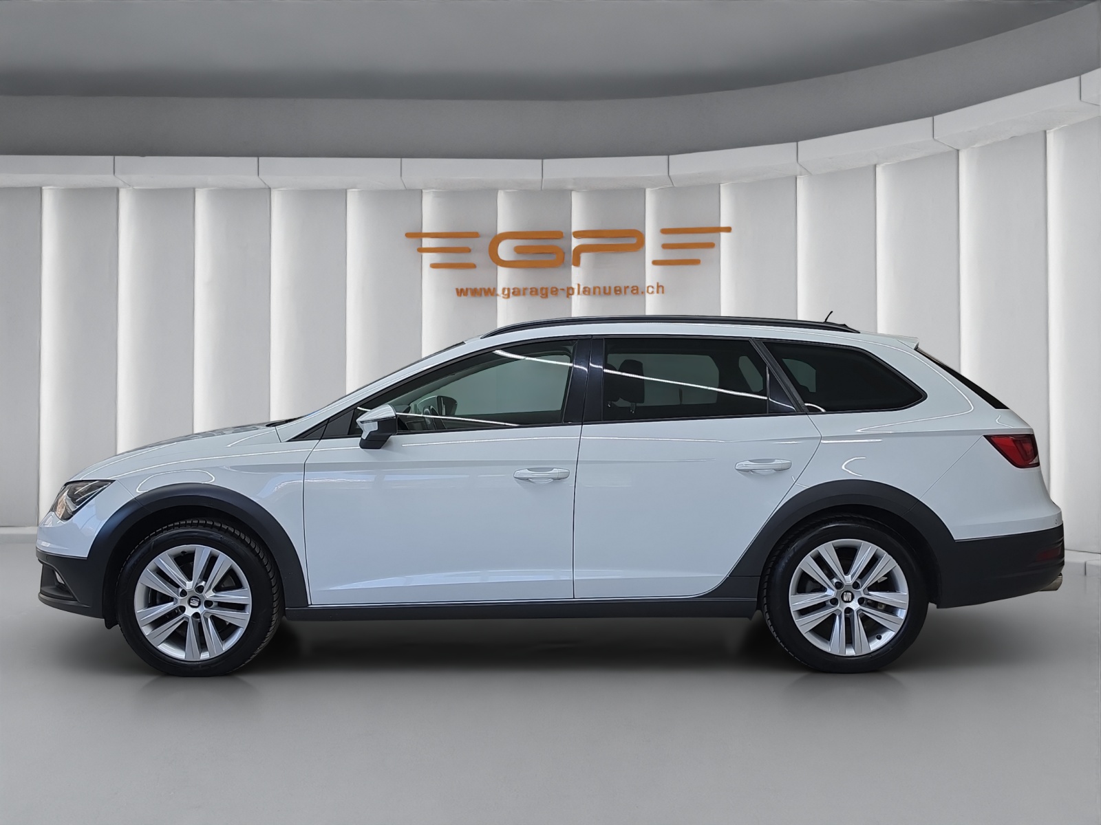 SEAT Leon ST X-Perience 1.8 TSI 4Drive DSG-showroom-element-3