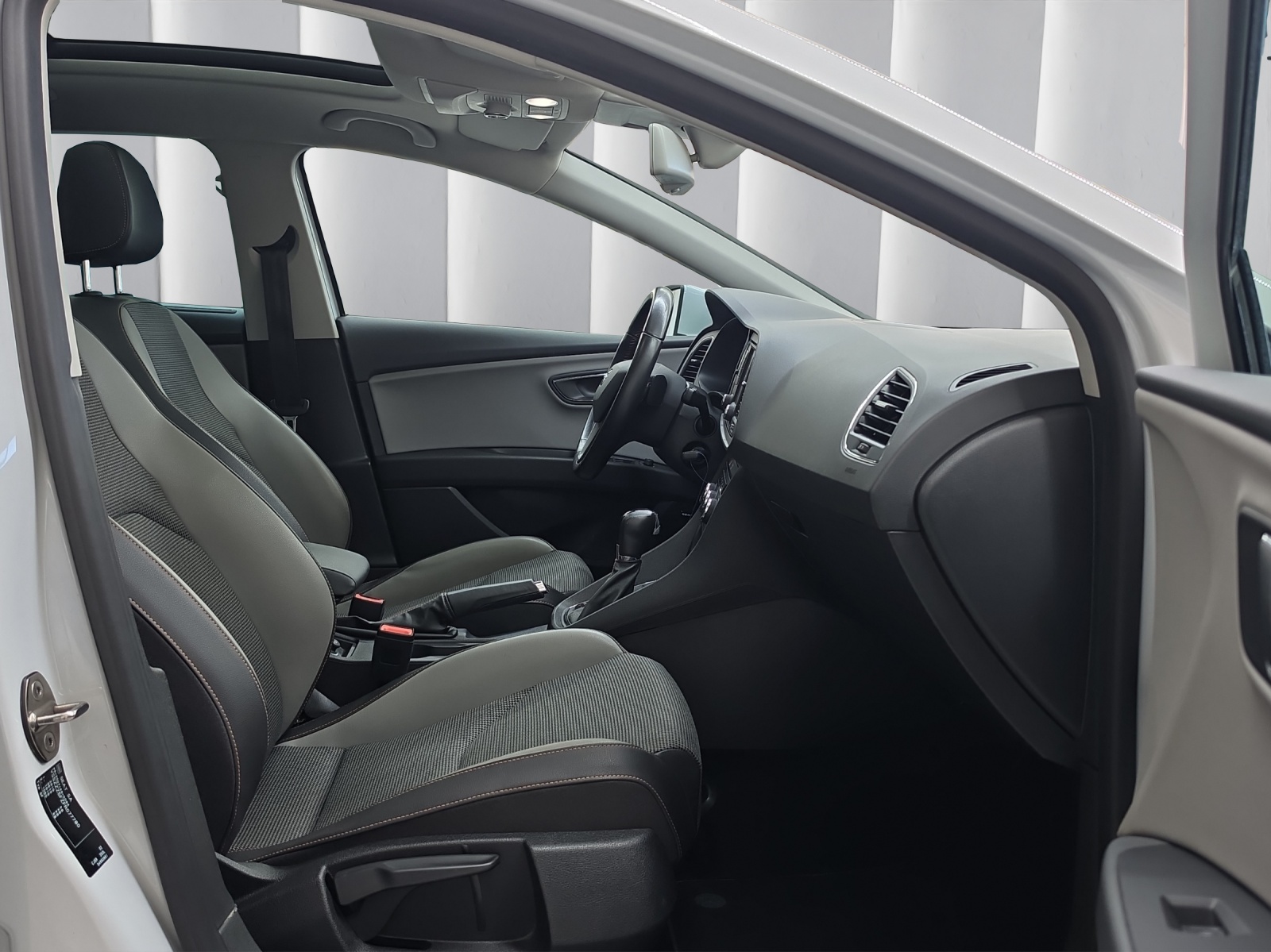 SEAT Leon ST X-Perience 1.8 TSI 4Drive DSG-image-11