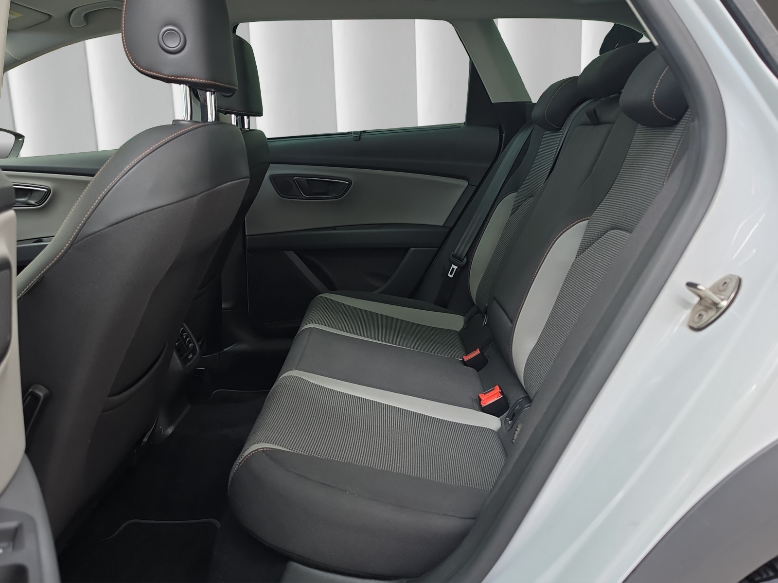 SEAT Leon ST X-Perience 1.8 TSI 4Drive DSG-image-13