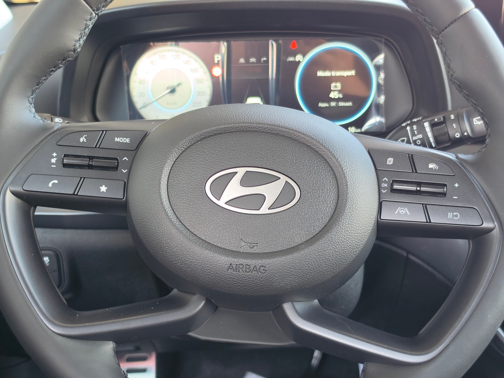 HYUNDAI Bayon 1.0 T-GDi AmpliaDCT-image-3