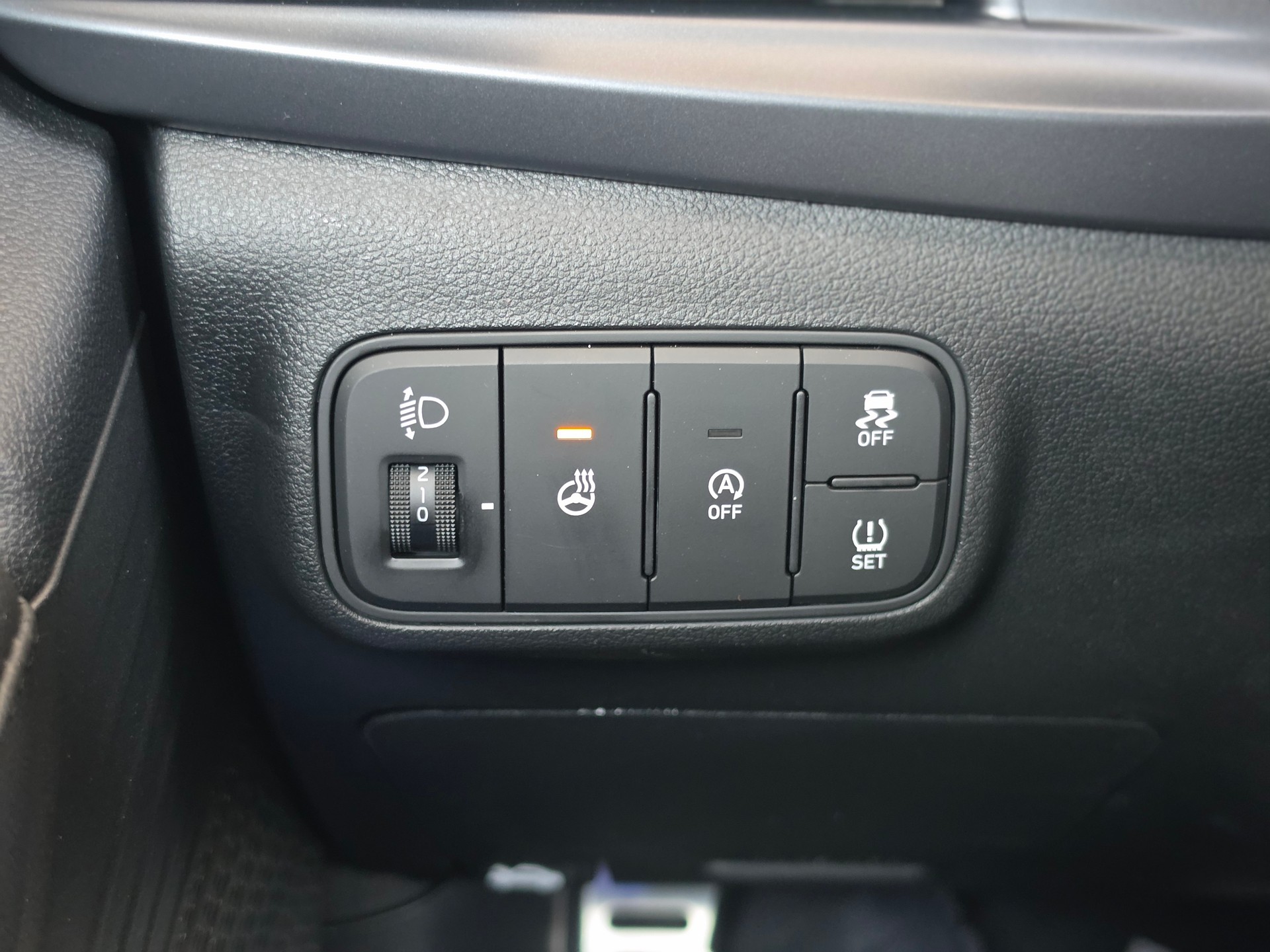 HYUNDAI Bayon 1.0 T-GDi AmpliaDCT-image-4