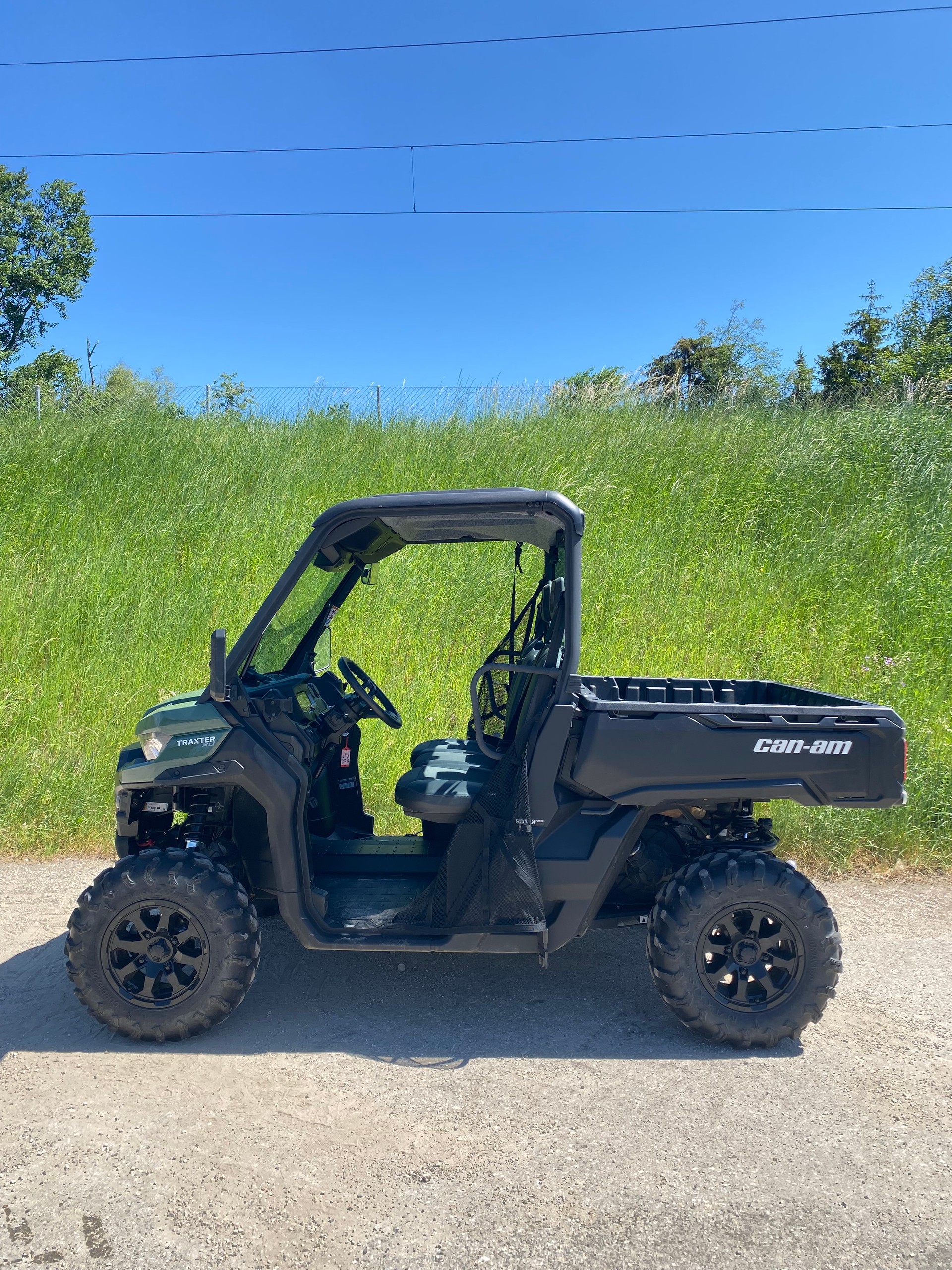 CAN-AM Traxter HD9-image-5