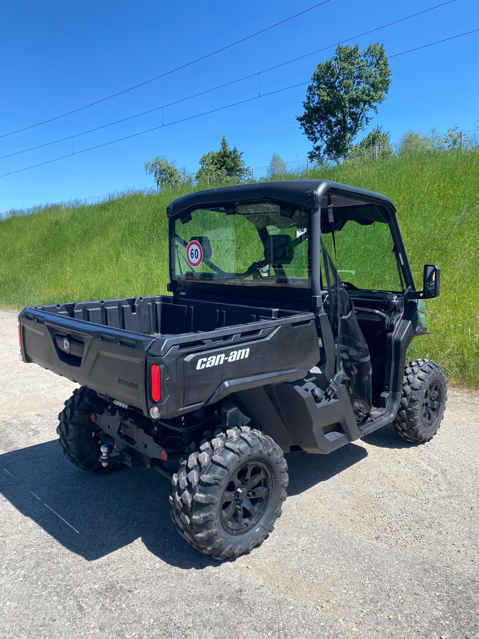 CAN-AM Traxter HD9-image-4