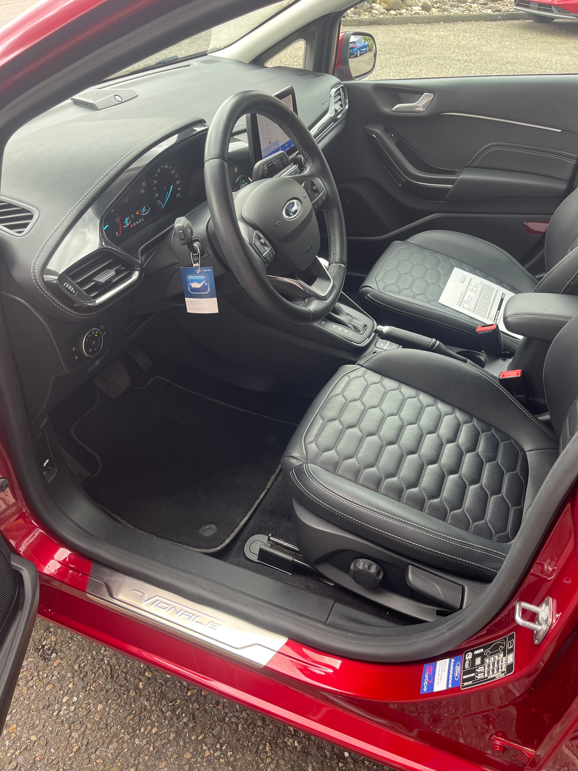 FORD Fiesta 1.0 SCTi Vignale Automat-image-9