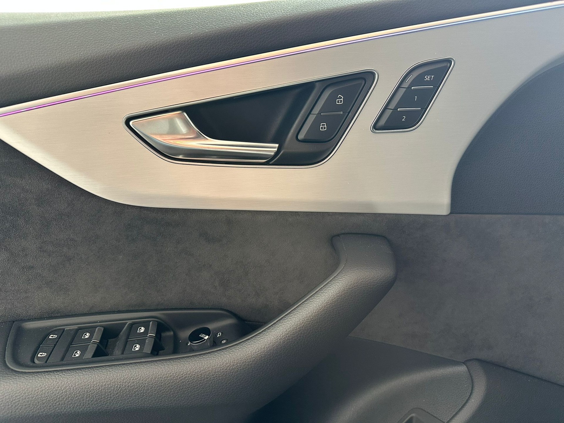 AUDI Q8 50 TDI quattro tiptronic-image-19