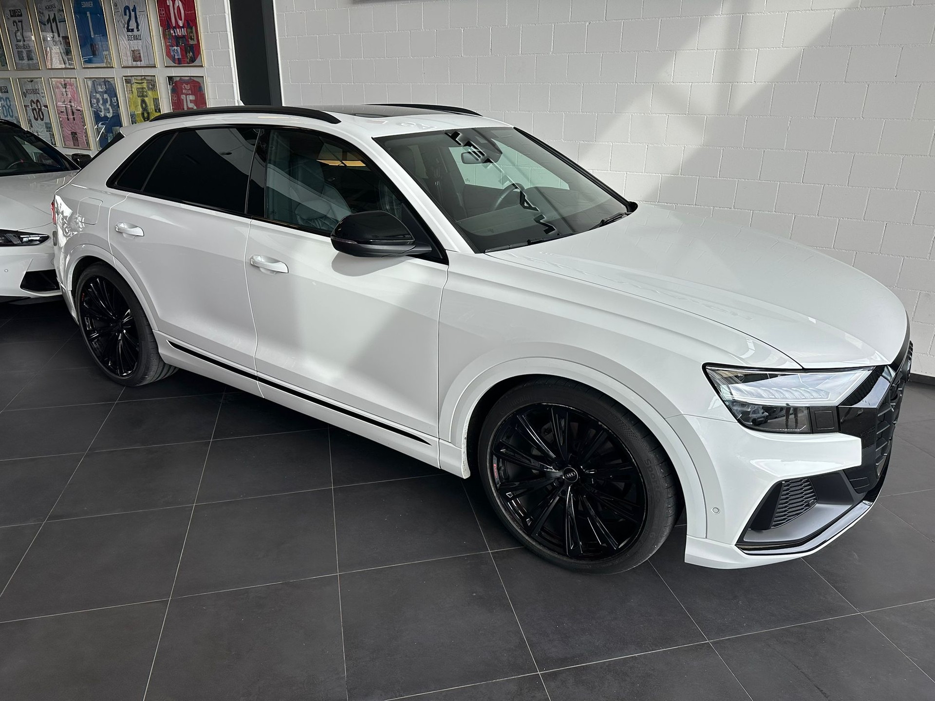 AUDI Q8 50 TDI quattro tiptronic-showroom-element-1