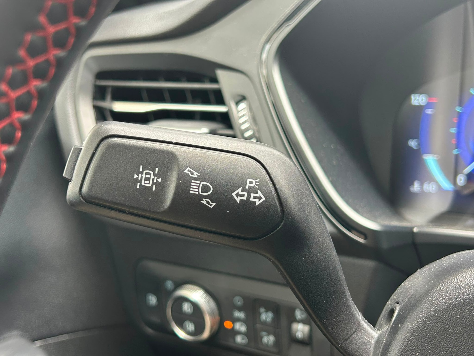 FORD Kuga 2.5 PHEV ST-Line X 2WD-image-11