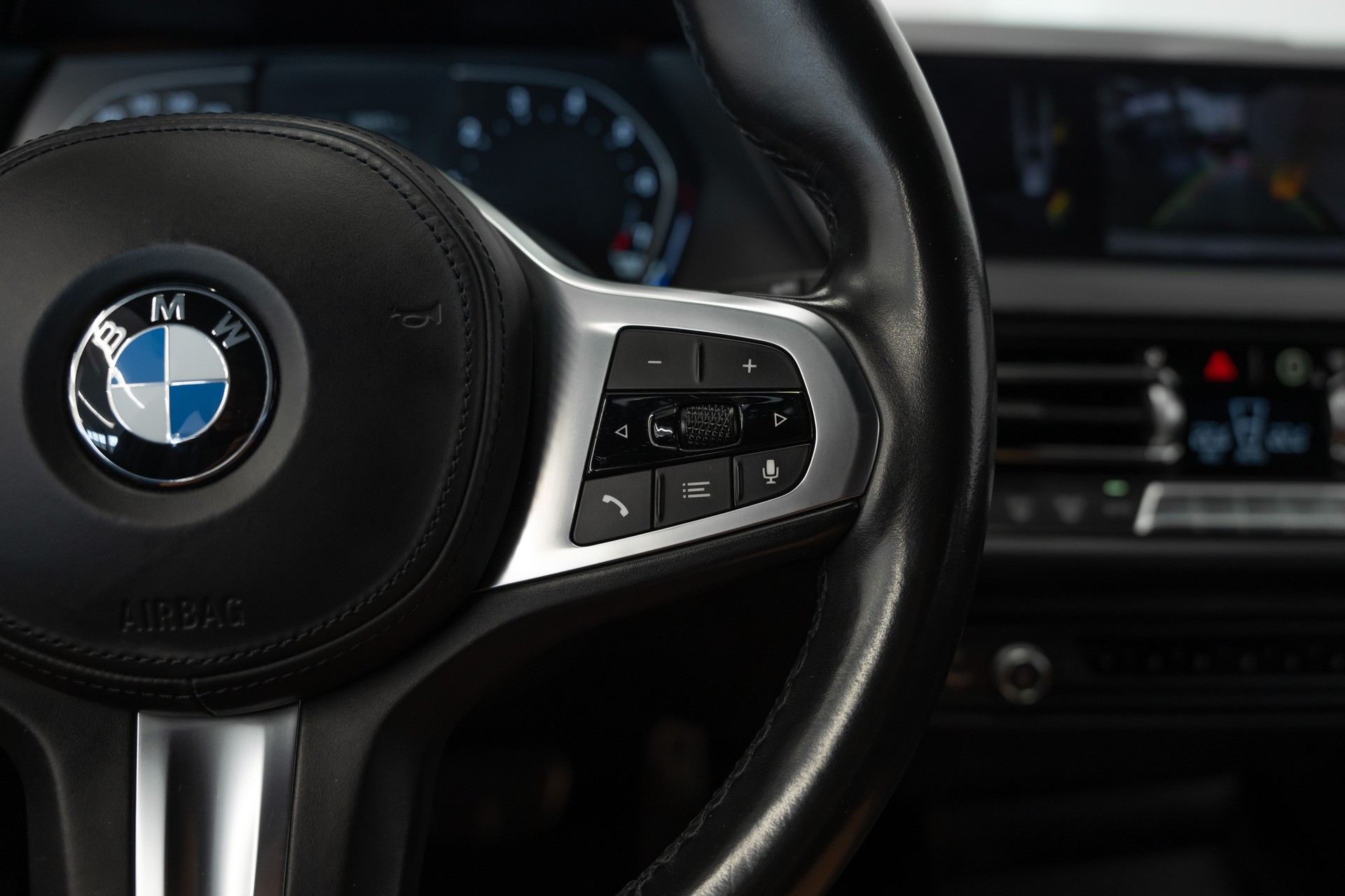BMW 118i Steptronic M Sport-image-15