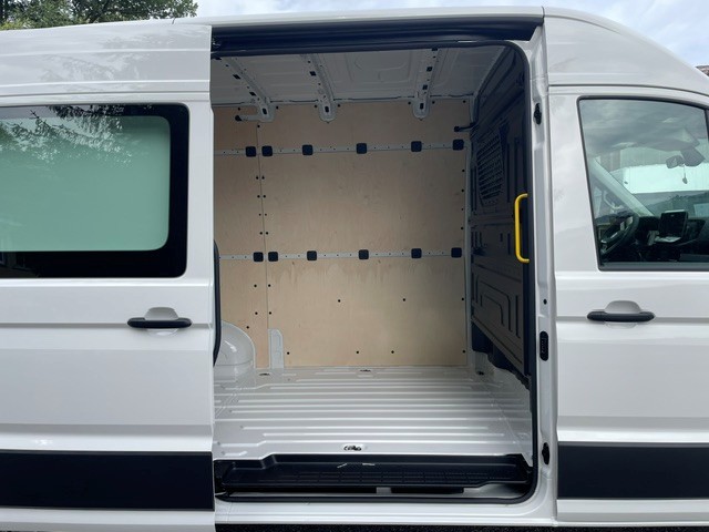 VW Crafter 35 2.0 TDI L3 HD-image-7