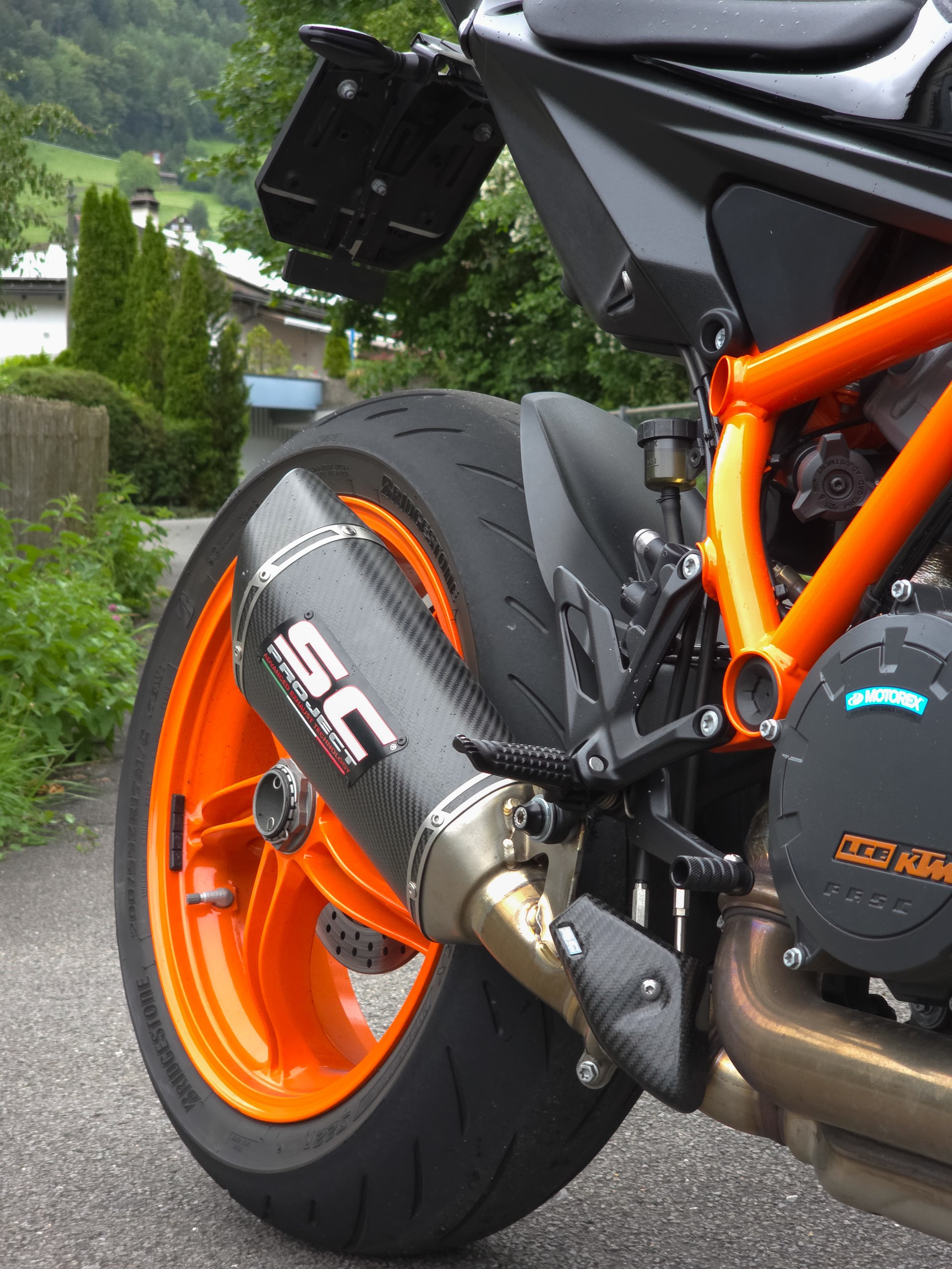 KTM 1290 Super Duke R-image-3