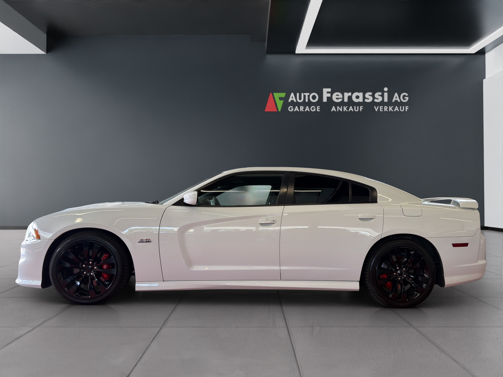DODGE SRT8-showroom-element-1
