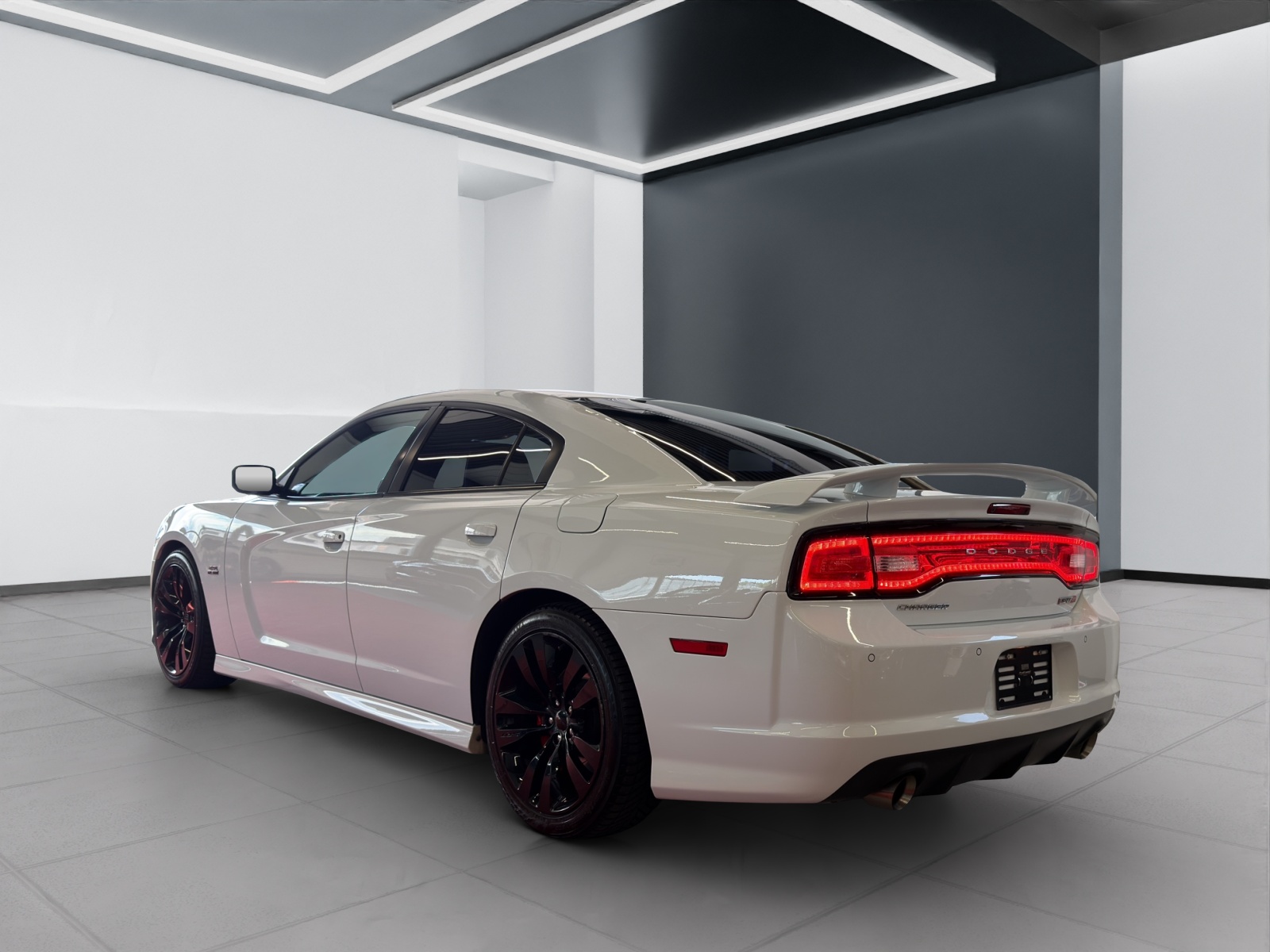 DODGE SRT8-showroom-element-3