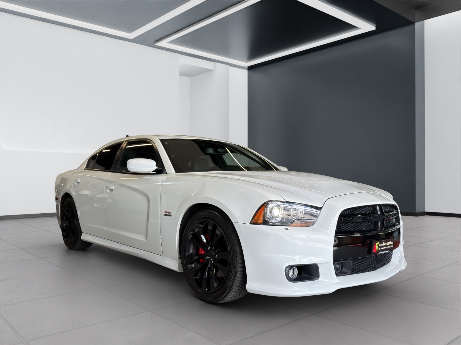DODGE SRT8-image-6
