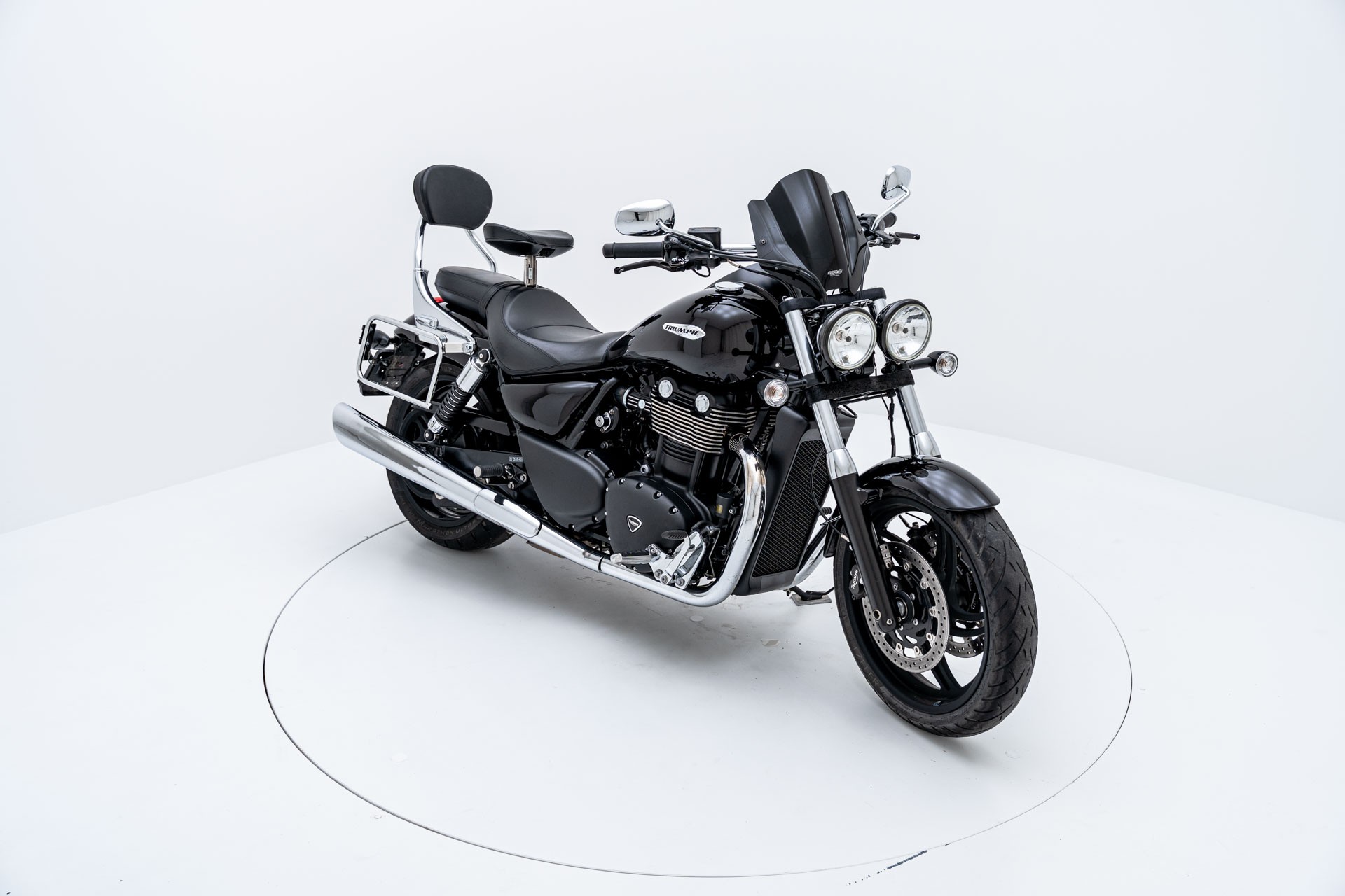 TRIUMPH Thunderbird Storm 1700 ABS-image-1