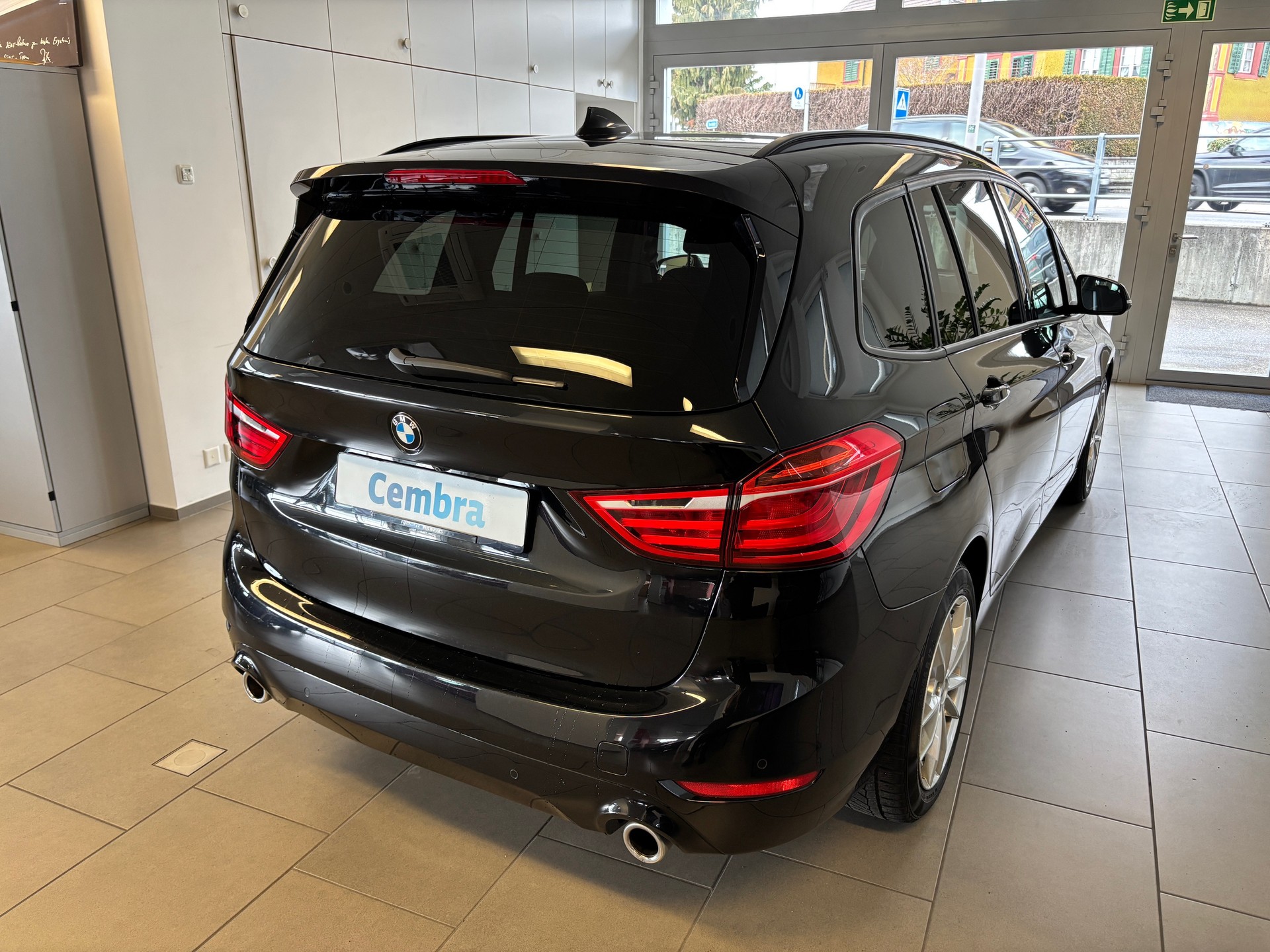 BMW 218d xDrive Gran Tourer Steptronic-showroom-element-2