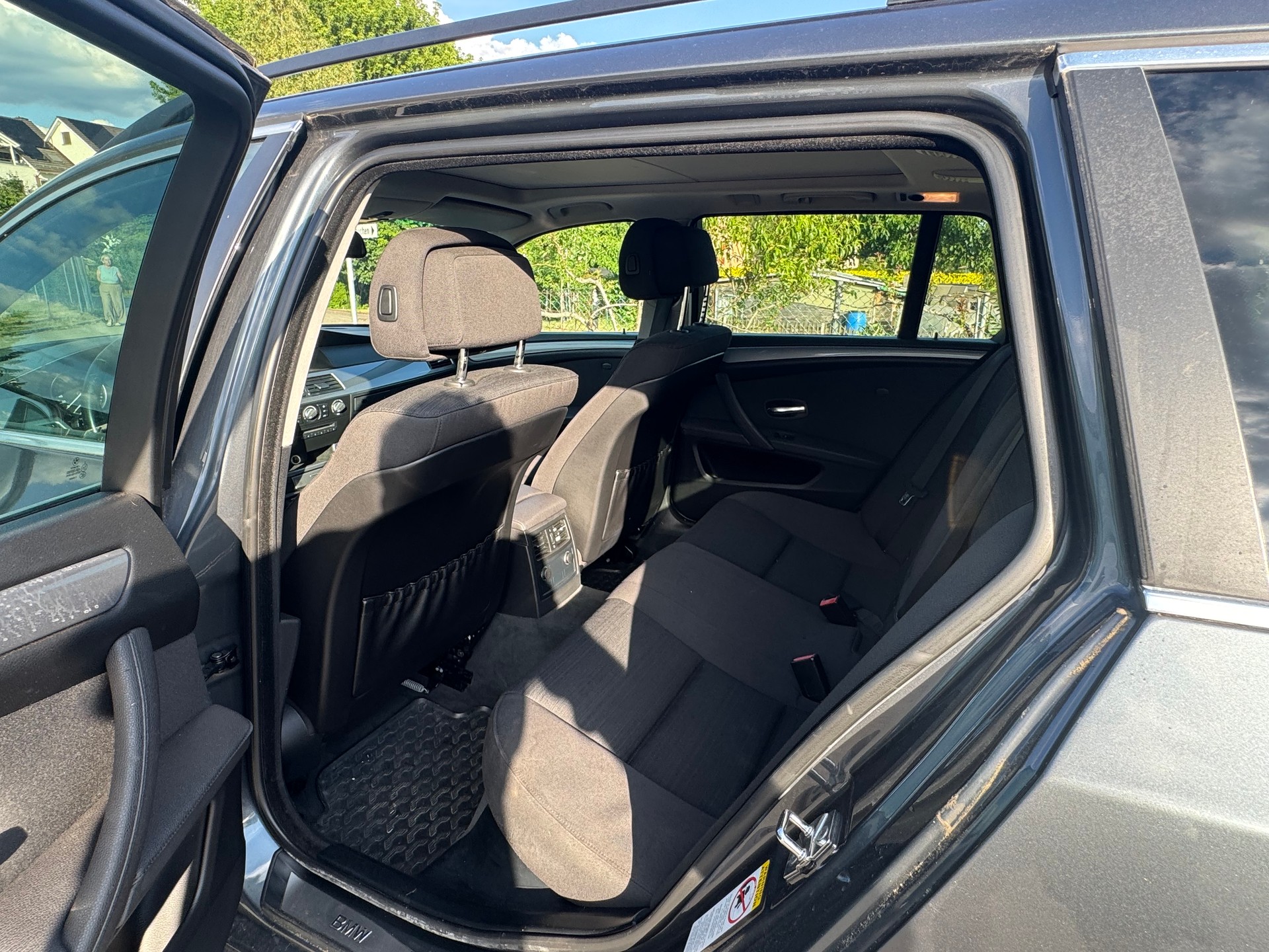 BMW 525xi Touring Steptronic-image-14