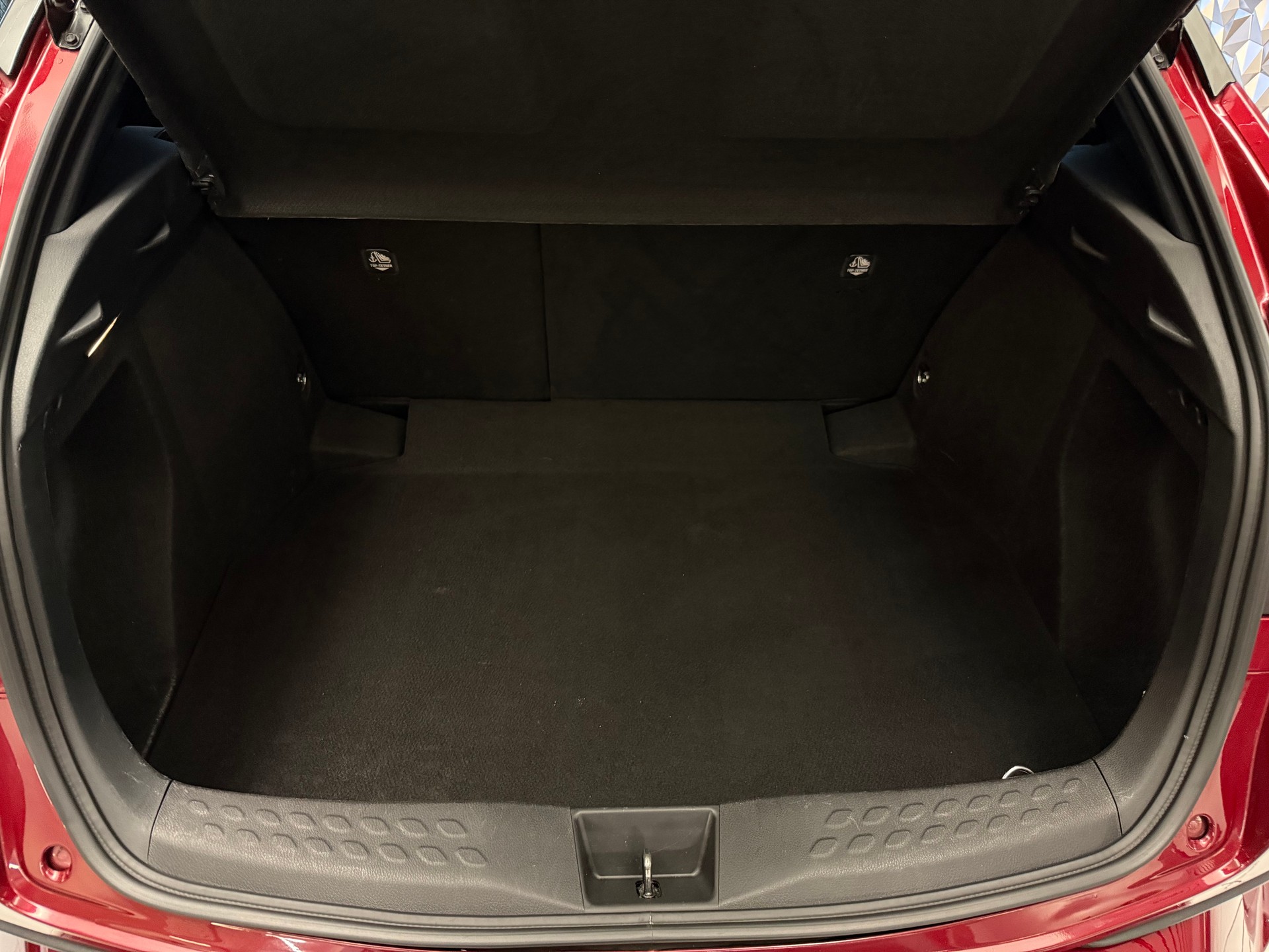 TOYOTA C-HR 1.8 HSD CVT-image-9