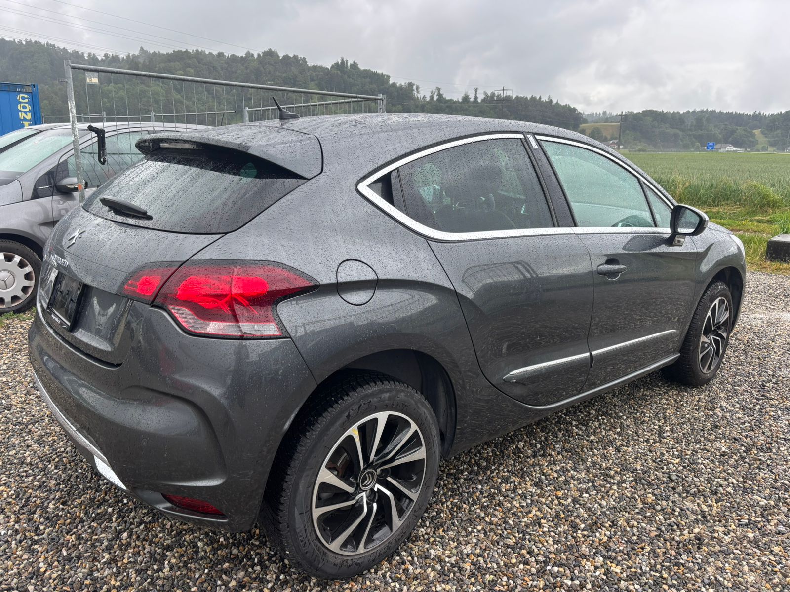 DS AUTOMOBILES DS4 1.6 THP SO Chic Automatic-image-3