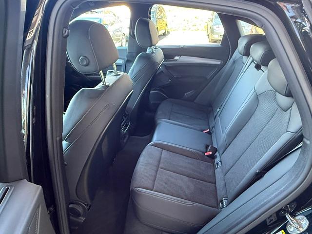 AUDI Q5 Sportback 2.0 40 TDI S Line quattro S-Tronic-image-9