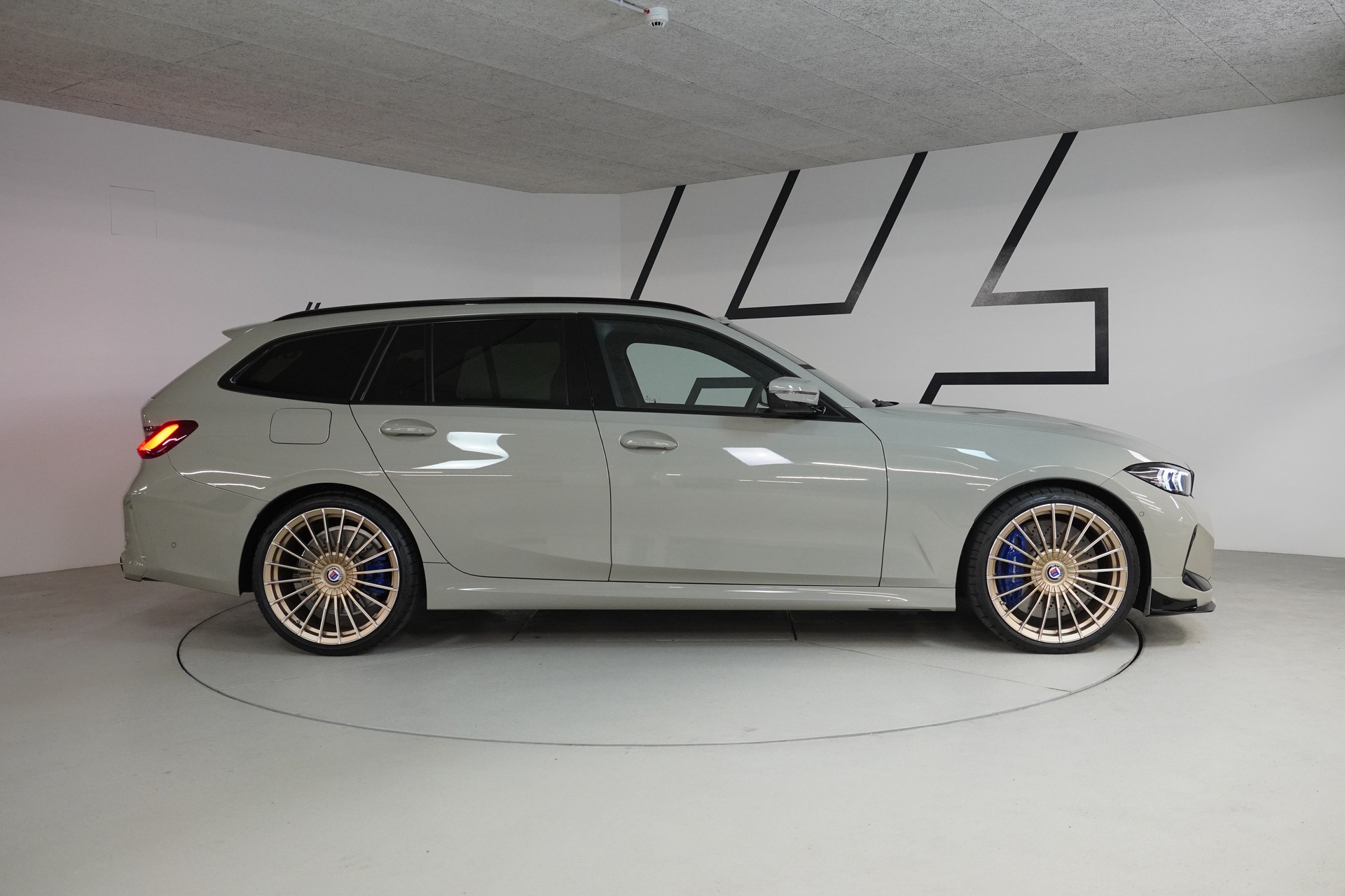 BMW-ALPINA B3 BiTurbo Touring 3.0 xDrive GT Switch-Tronic-image-7