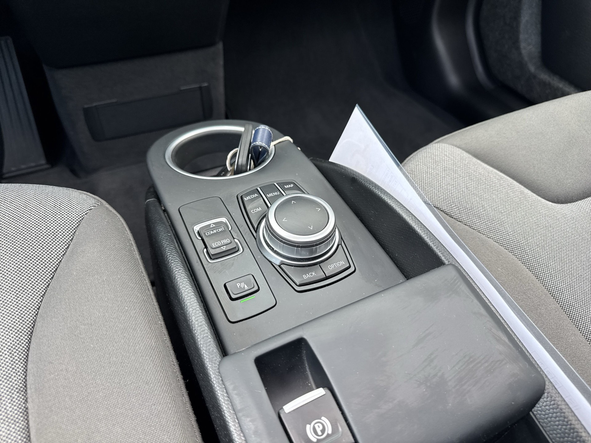 BMW i3 (120Ah)-image-12