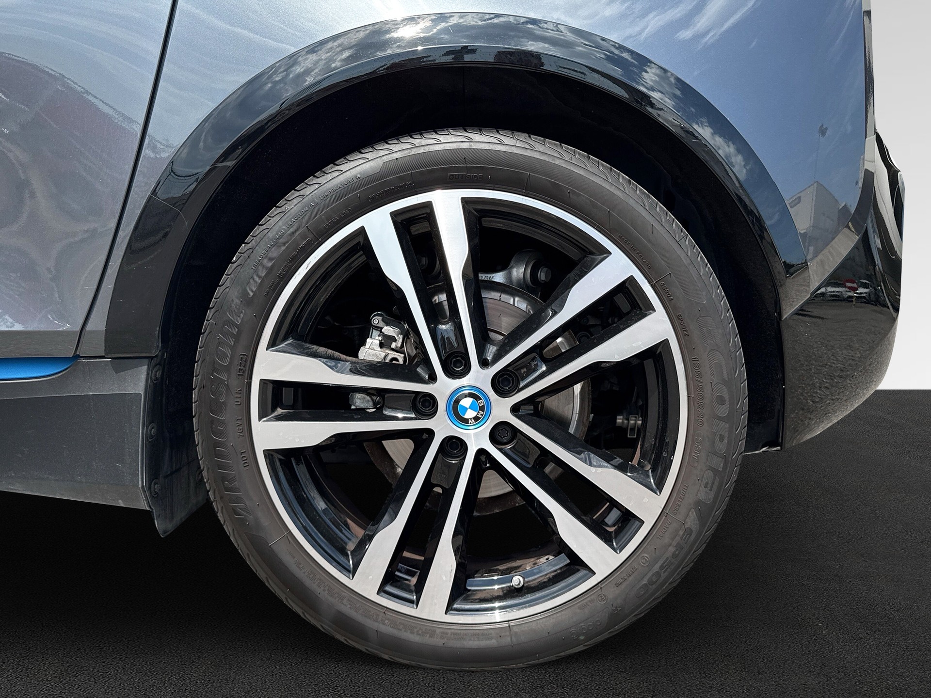 BMW i3 (120Ah)-image-8