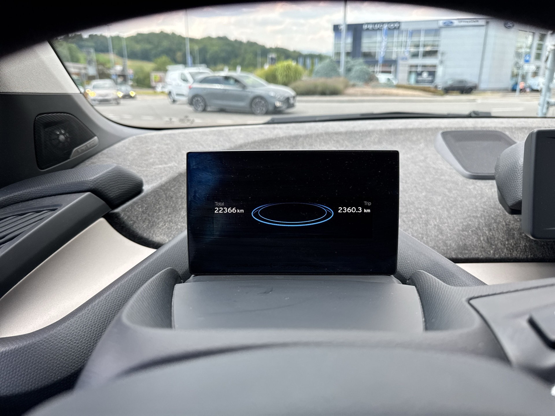 BMW i3 (120Ah)-image-13