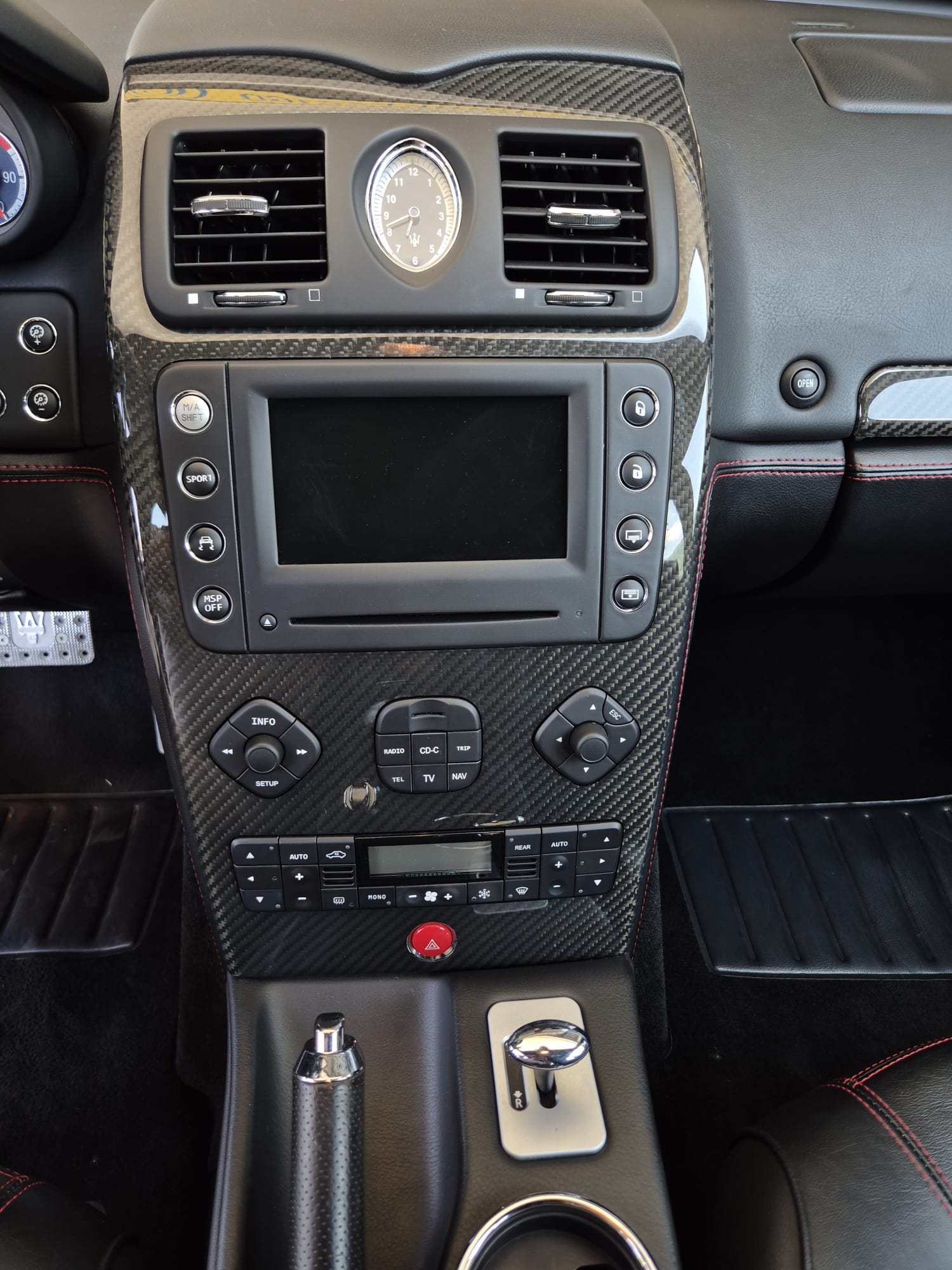 MASERATI Quattroporte 4.2 V8 Sport GT DuoSelect-image-12