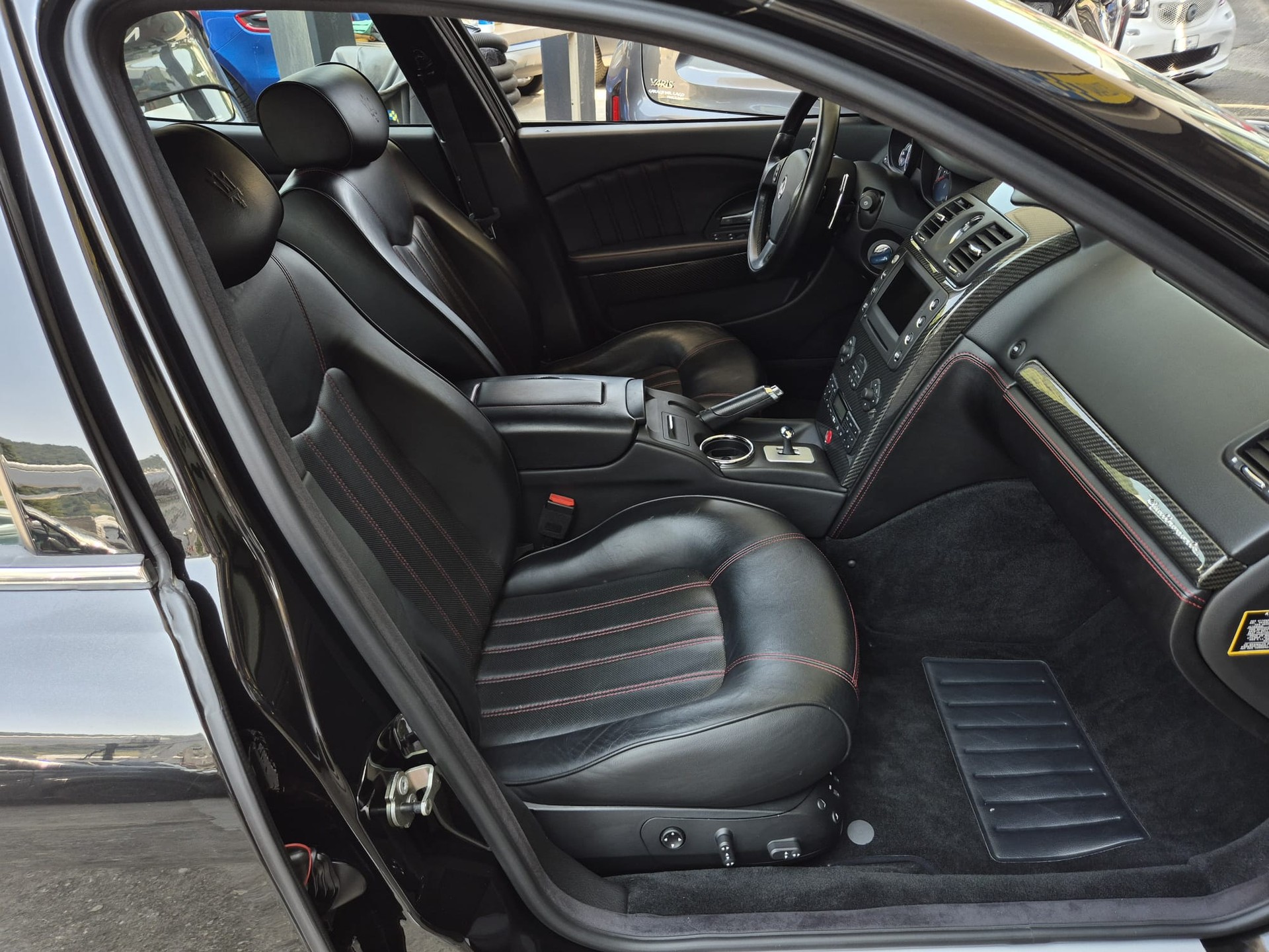 MASERATI Quattroporte 4.2 V8 Sport GT DuoSelect-image-9