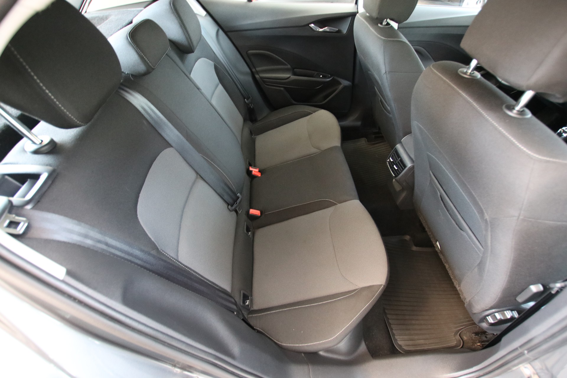 SKODA Fabia 1.0 TSI Dynamic DSG *Werksgarantie bis 12.2029*-image-14