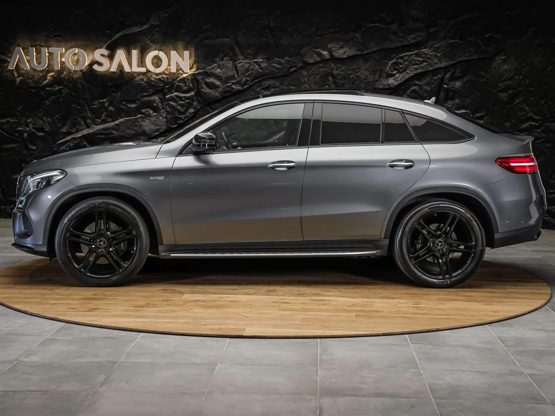 MERCEDES-BENZ GLE Coupé 43 AMG 4Matic 9G-Tronic *CH-Auto*Panorama*360° Kamera*Night Paket*-showroom-element-1