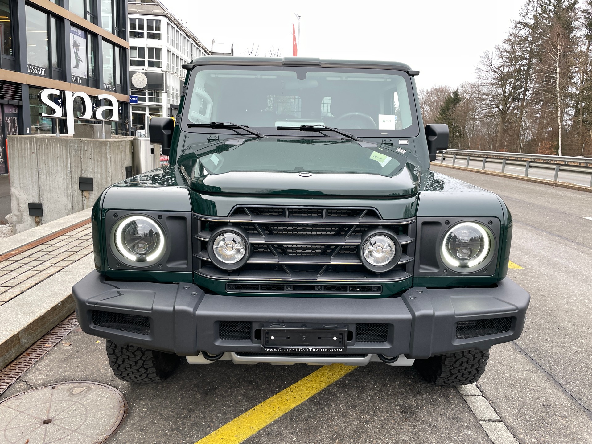 INEOS Grenadier 3.0D Utility Wagon 2-Sitz-showroom-element-1