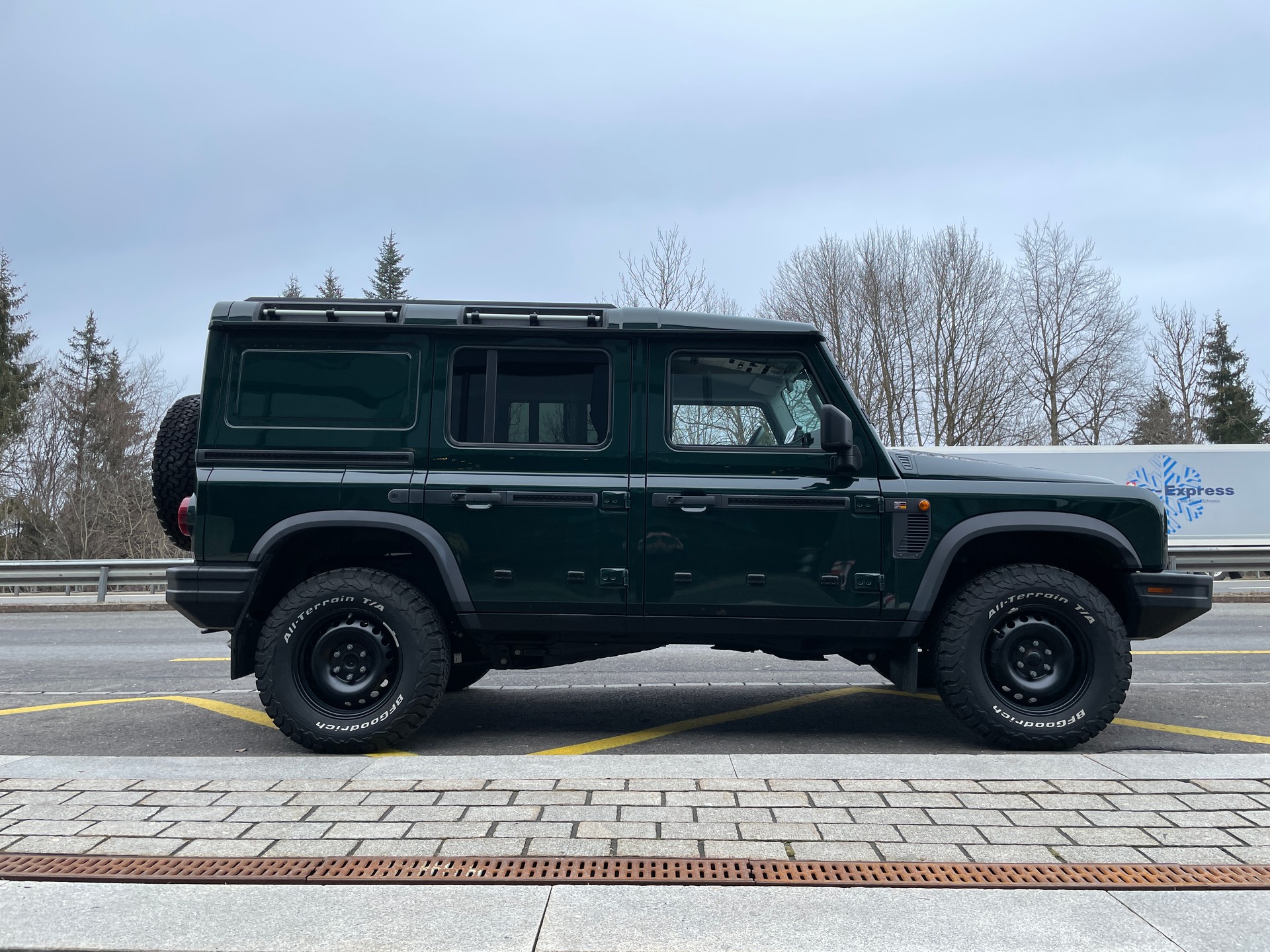 INEOS Grenadier 3.0D Utility Wagon 2-Sitz-showroom-element-3