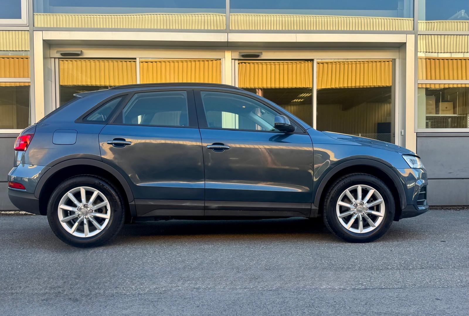 AUDI Q3 1.4 TFSI S-tronic