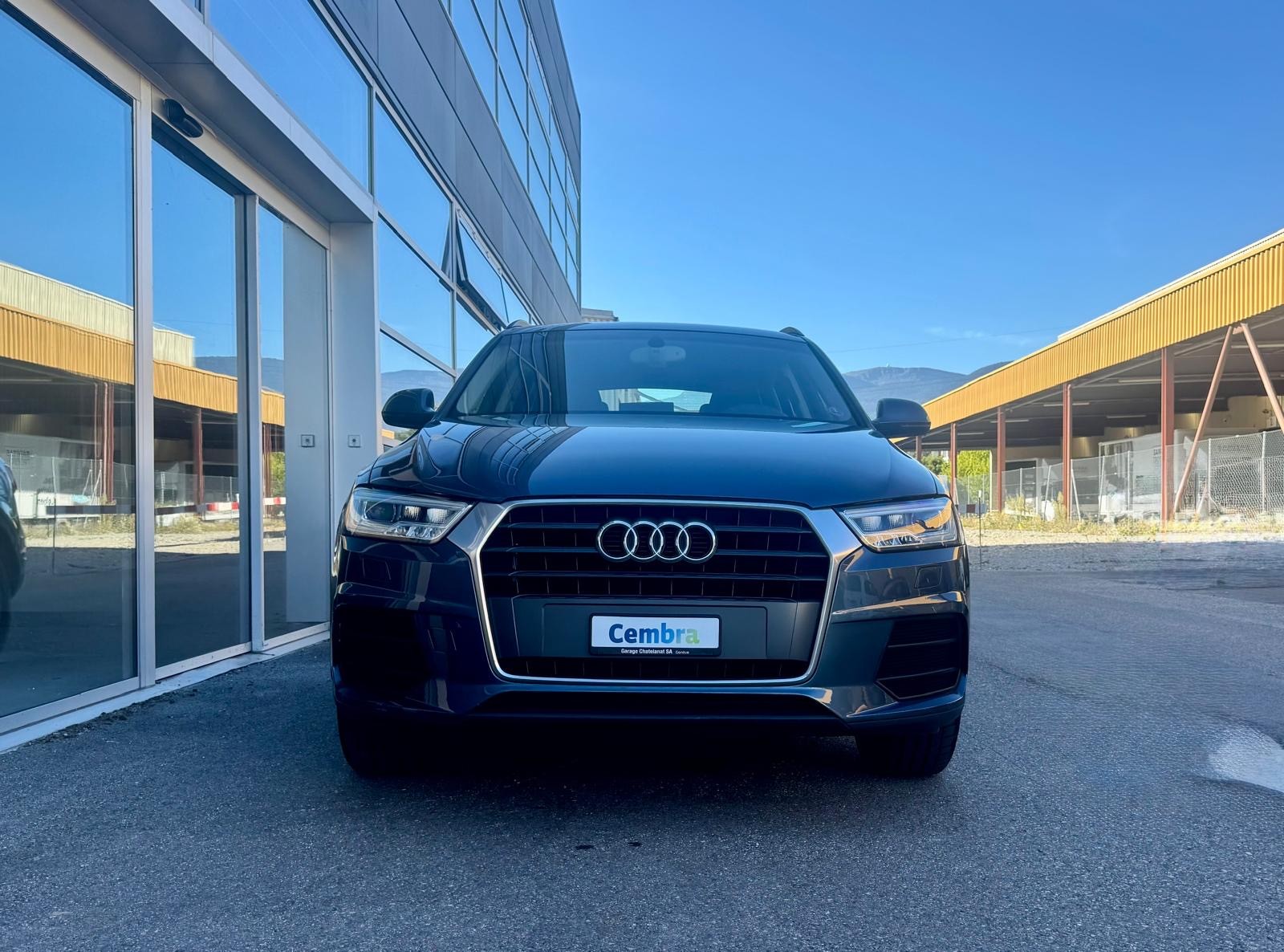 AUDI Q3 1.4 TFSI S-tronic-showroom-element-3