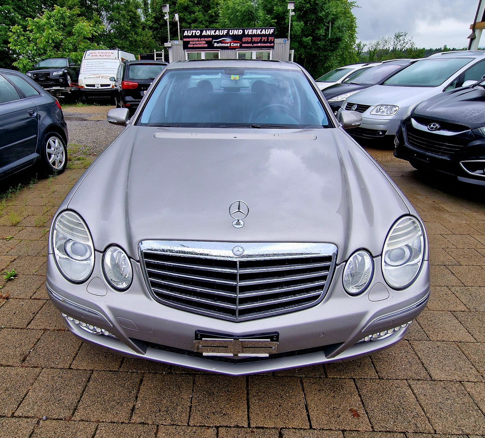 MERCEDES-BENZ E 350 Avantgarde 4Matic Automatic