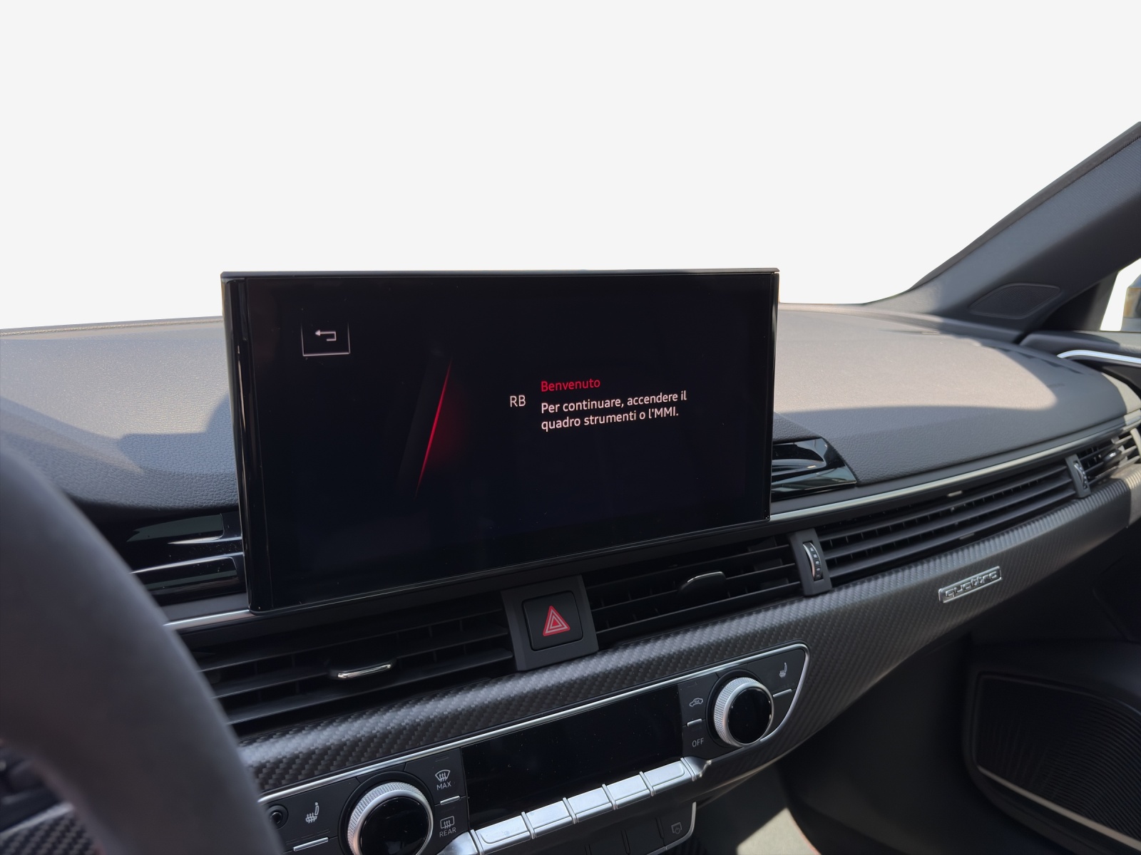 AUDI RS4 Avant quattro tiptronic-image-10