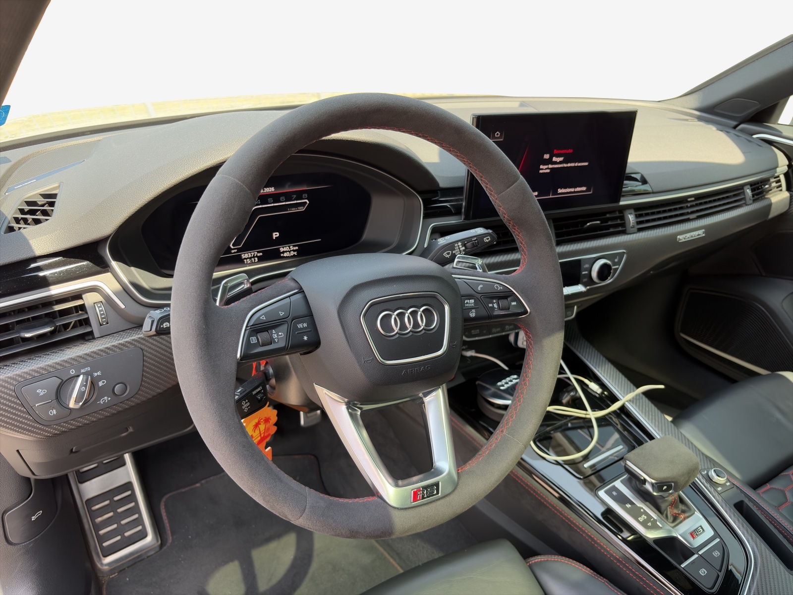 AUDI RS4 Avant quattro tiptronic-image-9