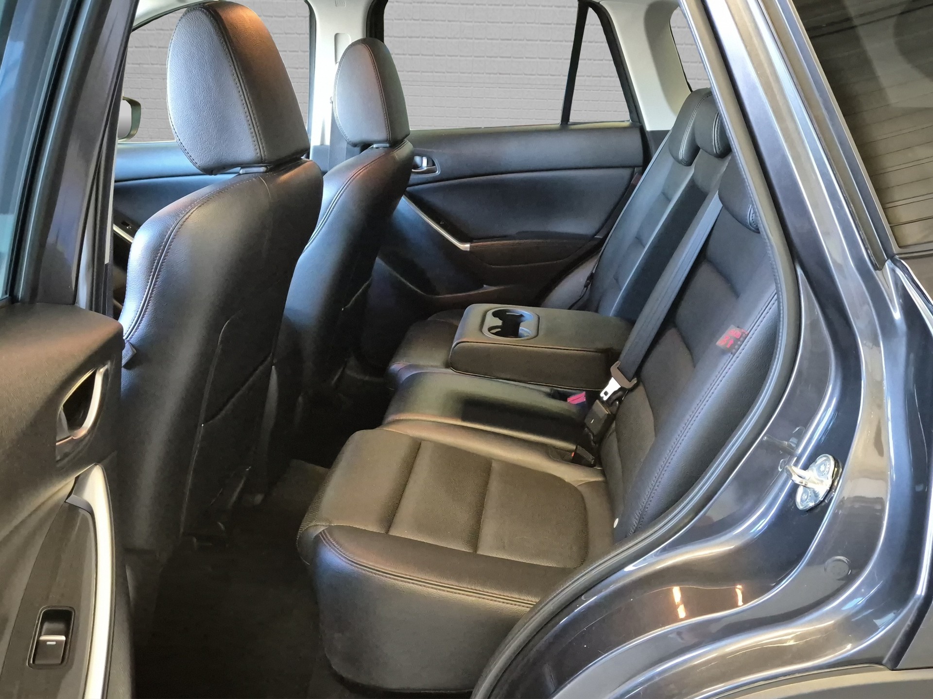 MAZDA CX-5 2.5 Revolution AWD Skyactive-G Automatic-image-28