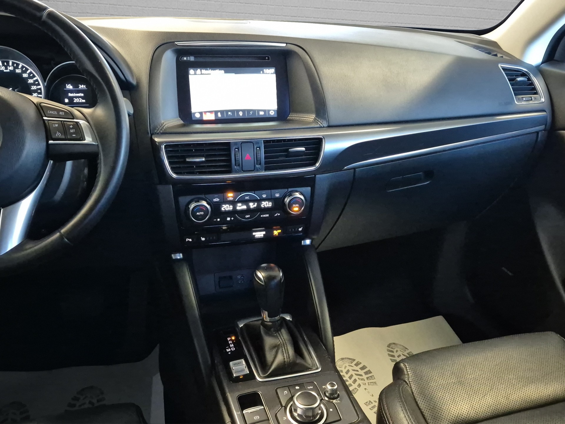MAZDA CX-5 2.5 Revolution AWD Skyactive-G Automatic-image-21