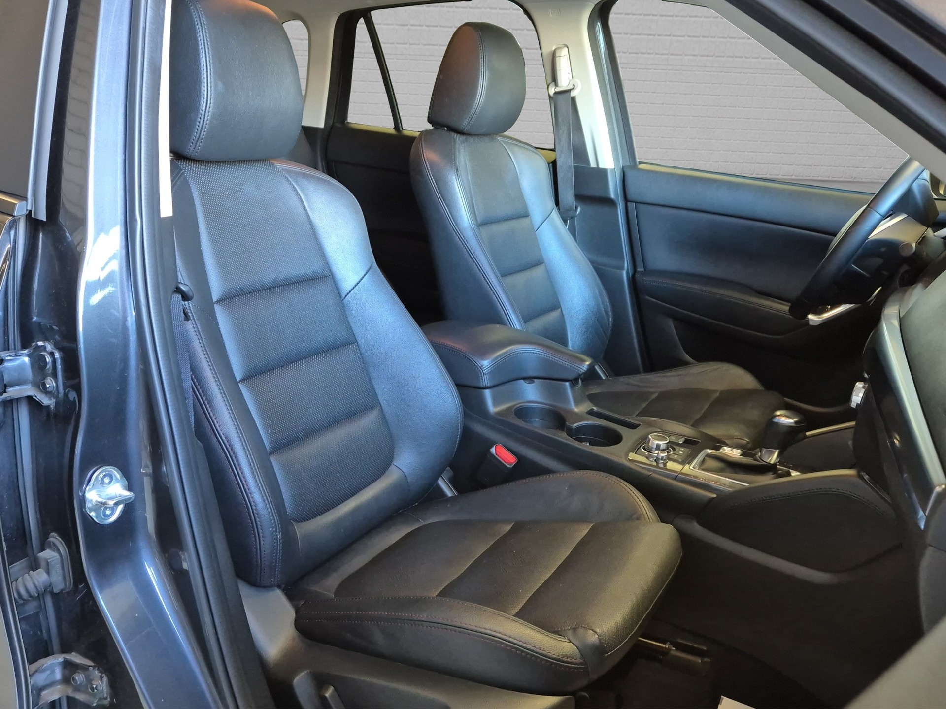 MAZDA CX-5 2.5 Revolution AWD Skyactive-G Automatic-image-19