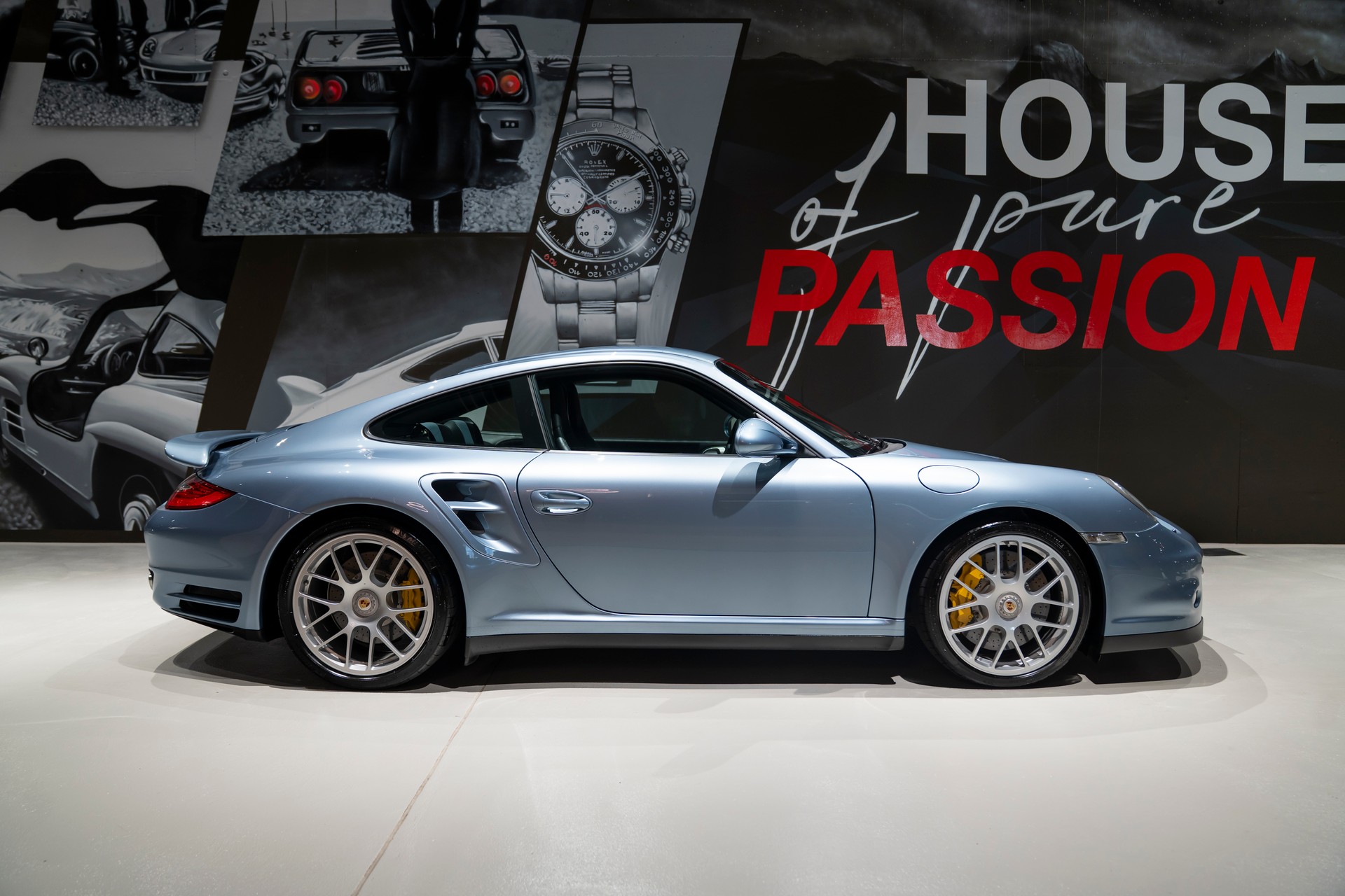 PORSCHE 911 Turbo S PDK-showroom-element-2