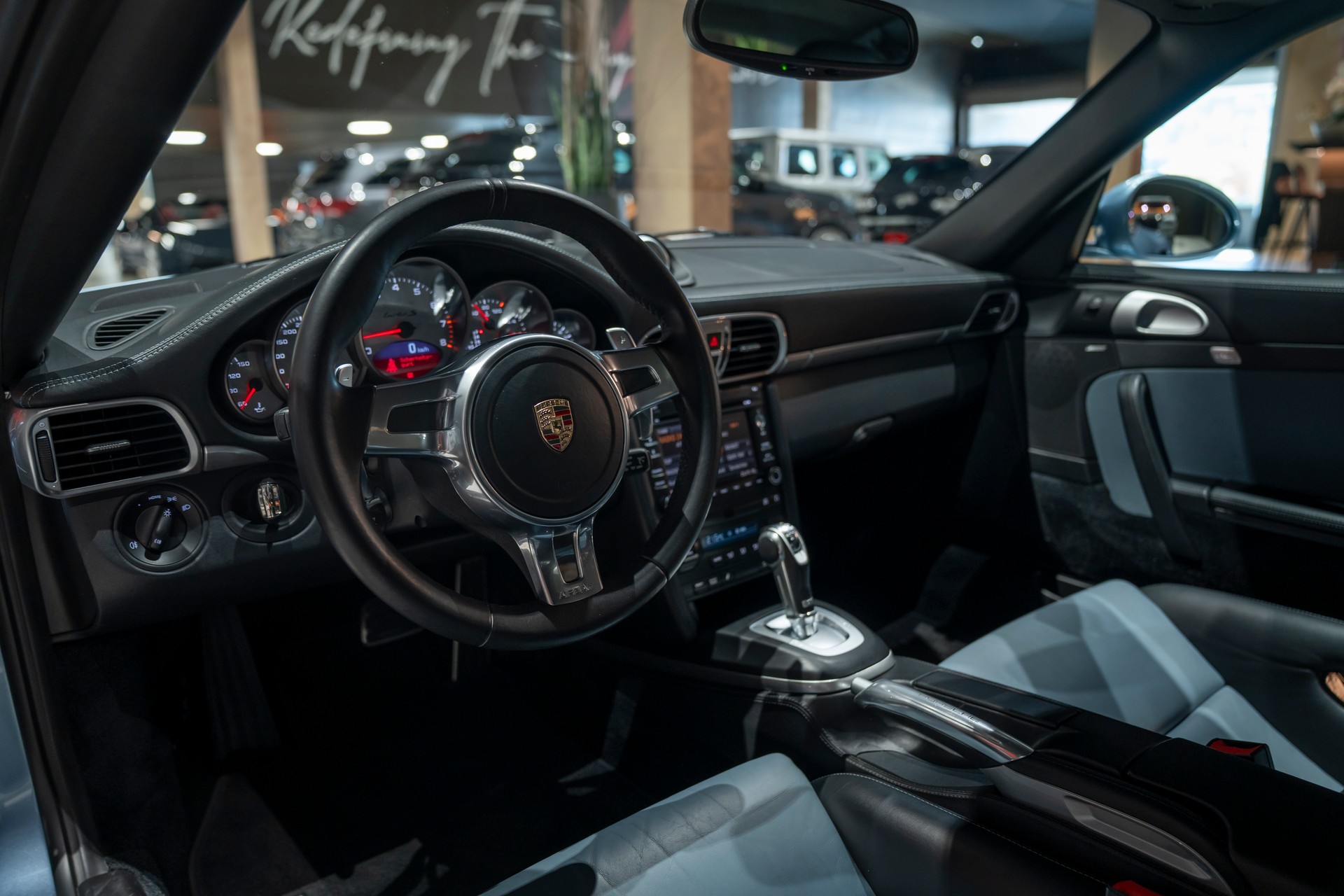 PORSCHE 911 Turbo S PDK-image-10